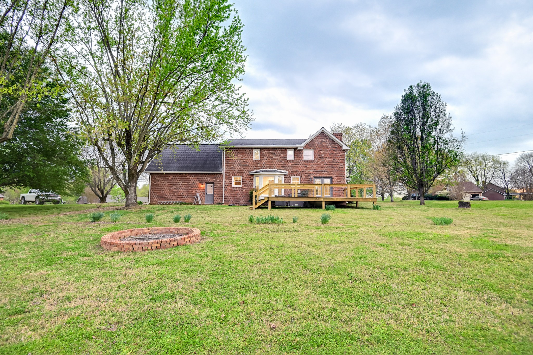 1808 Hidden Ridge Cir