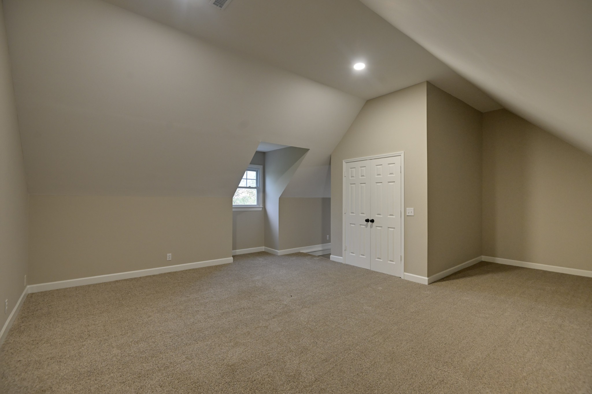 1808 Hidden Ridge Cir