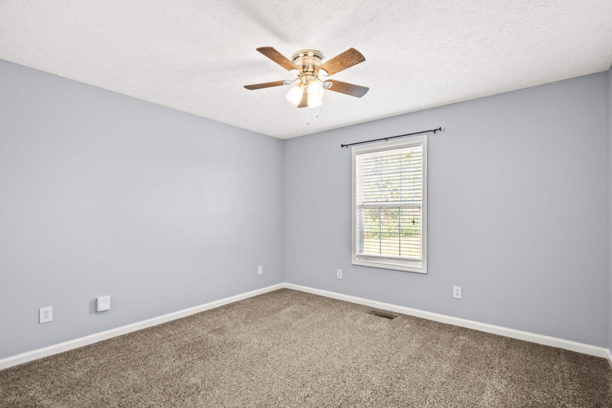 104 Beaver Creek Dr