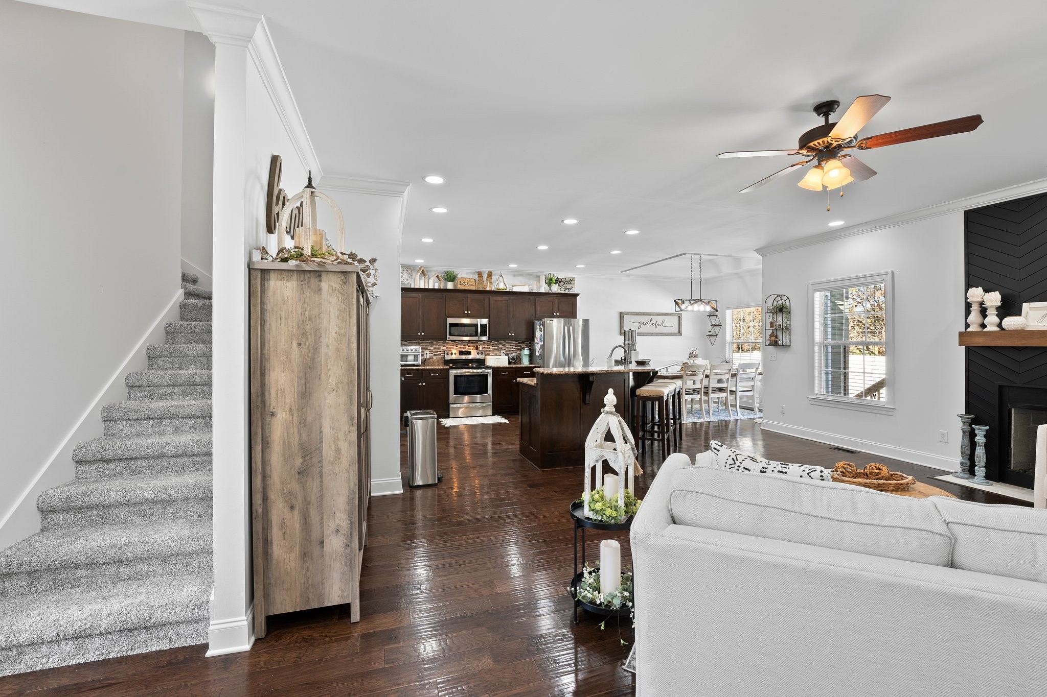 228 WILLIAMSBURG CIRCLE
