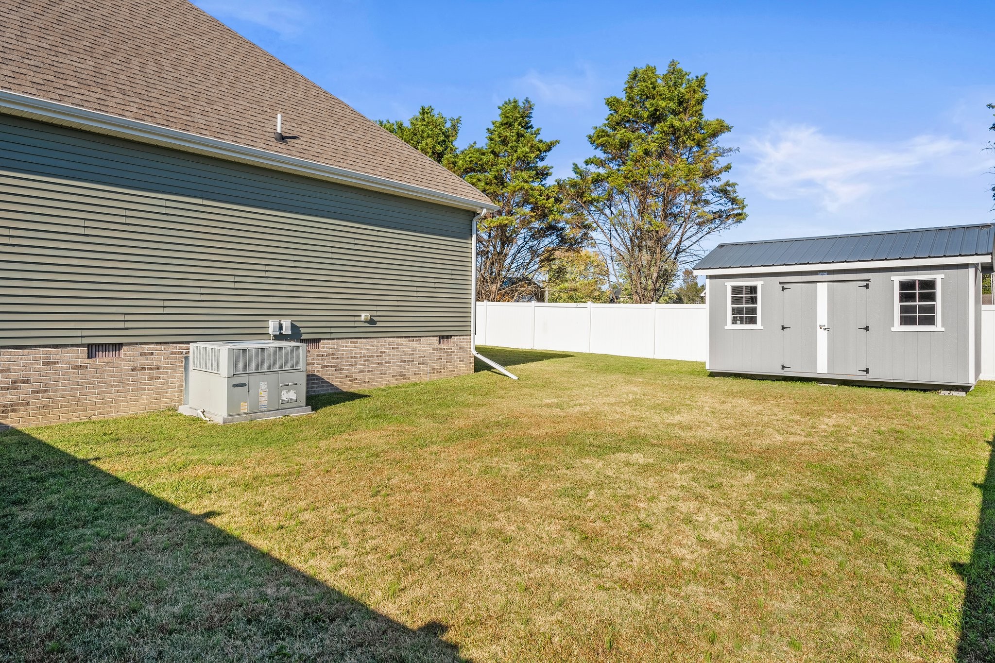 228 WILLIAMSBURG CIRCLE
