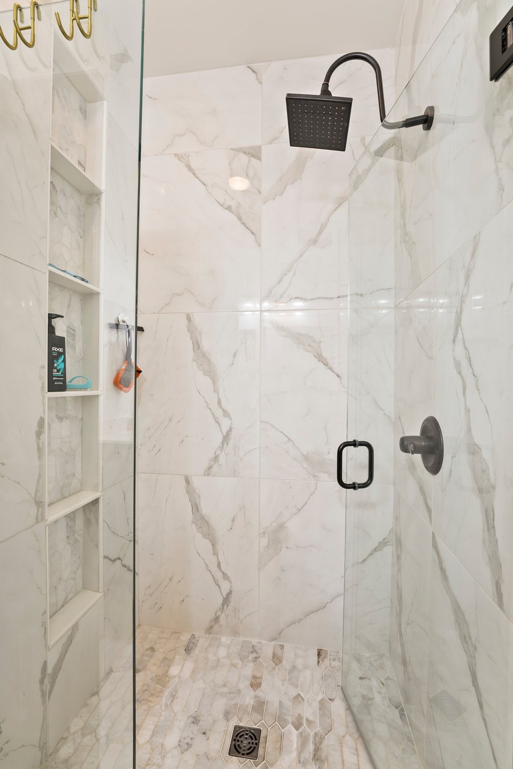 228 WILLIAMSBURG CIRCLE