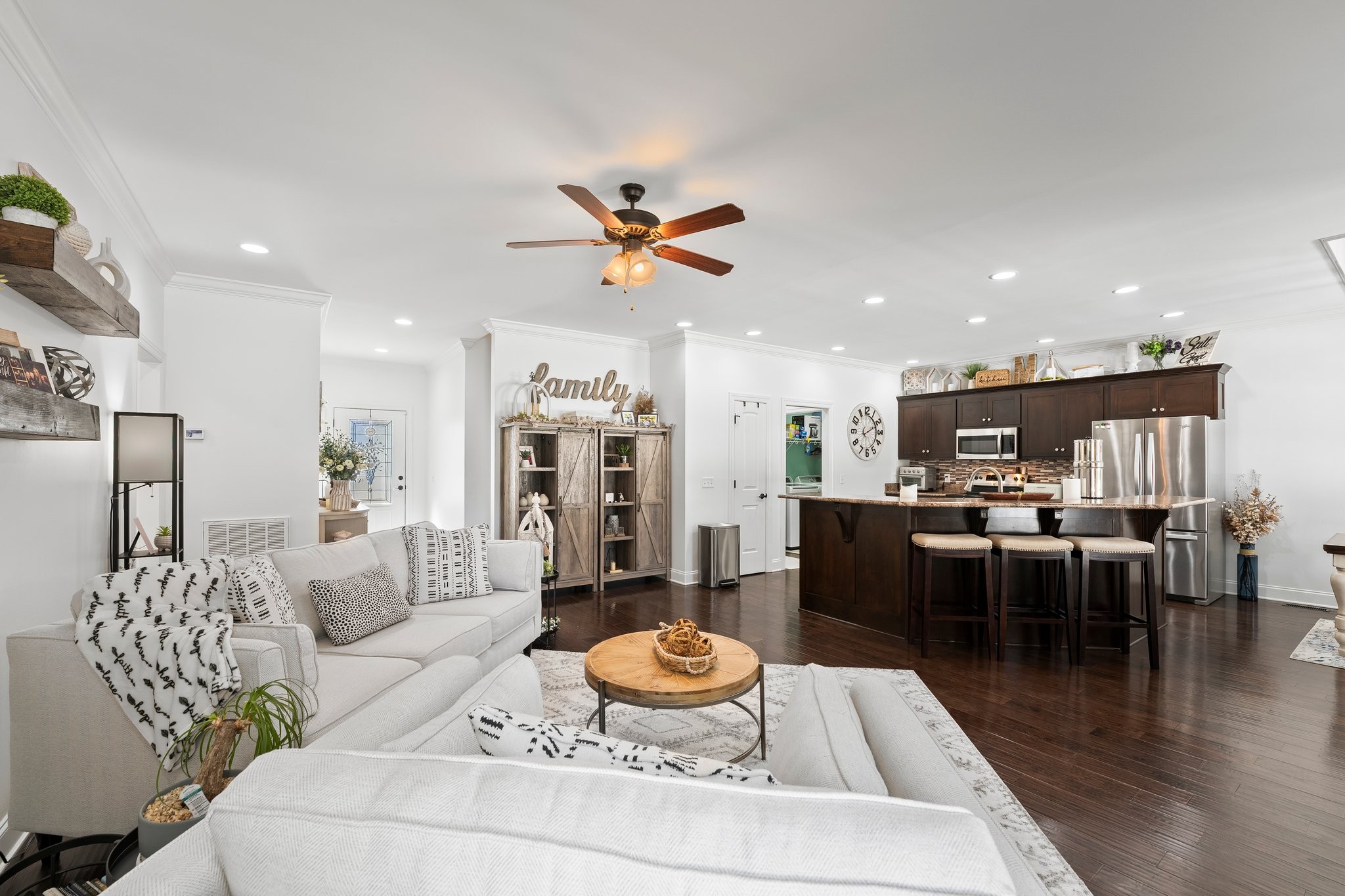 228 WILLIAMSBURG CIRCLE