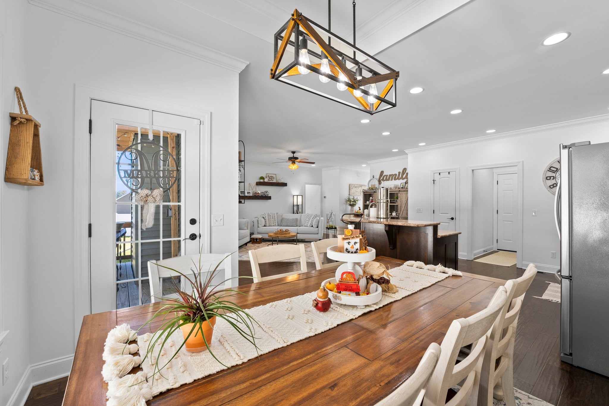 228 WILLIAMSBURG CIRCLE