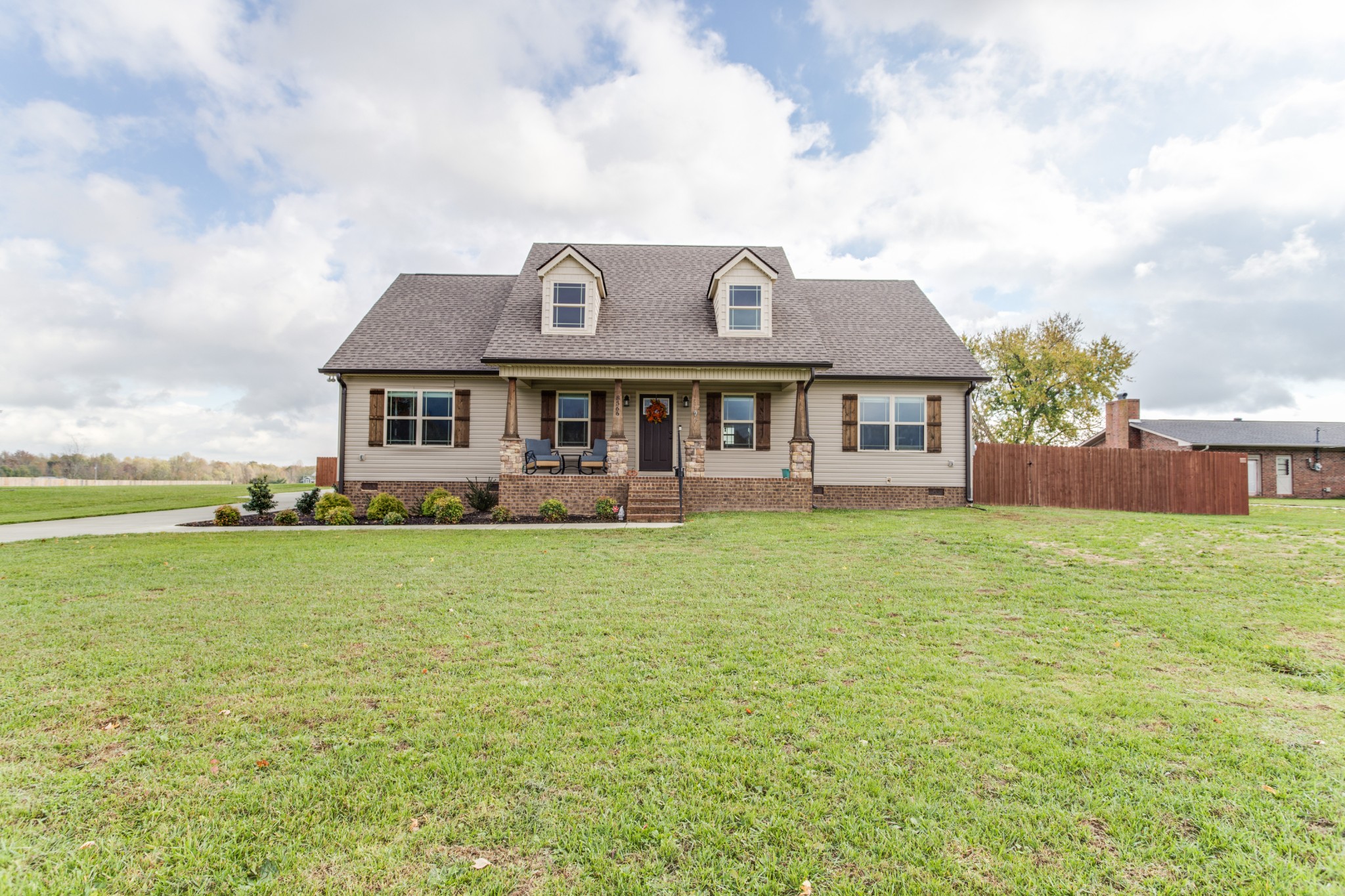 8566 Fredonia Rd