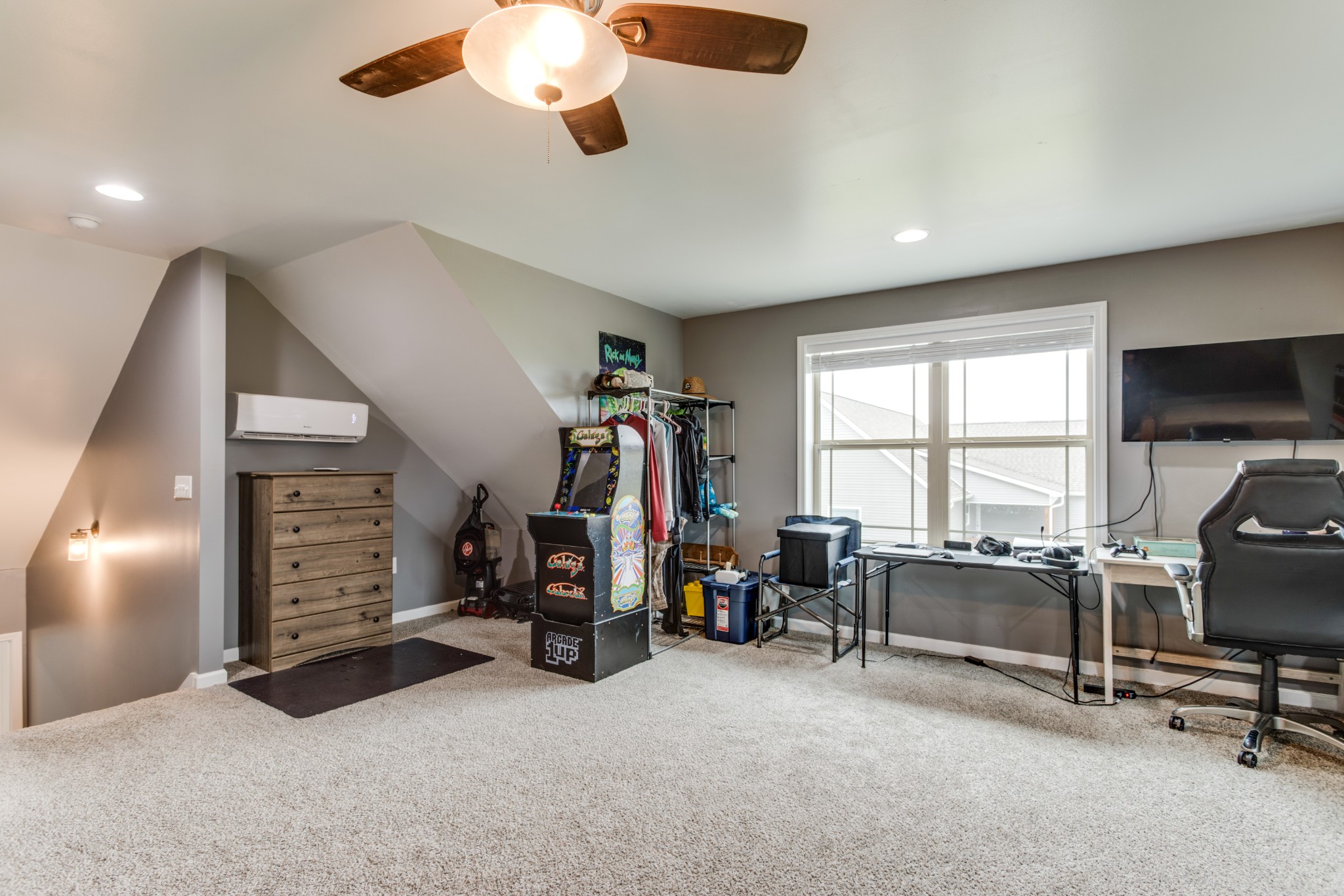 8566 Fredonia Rd