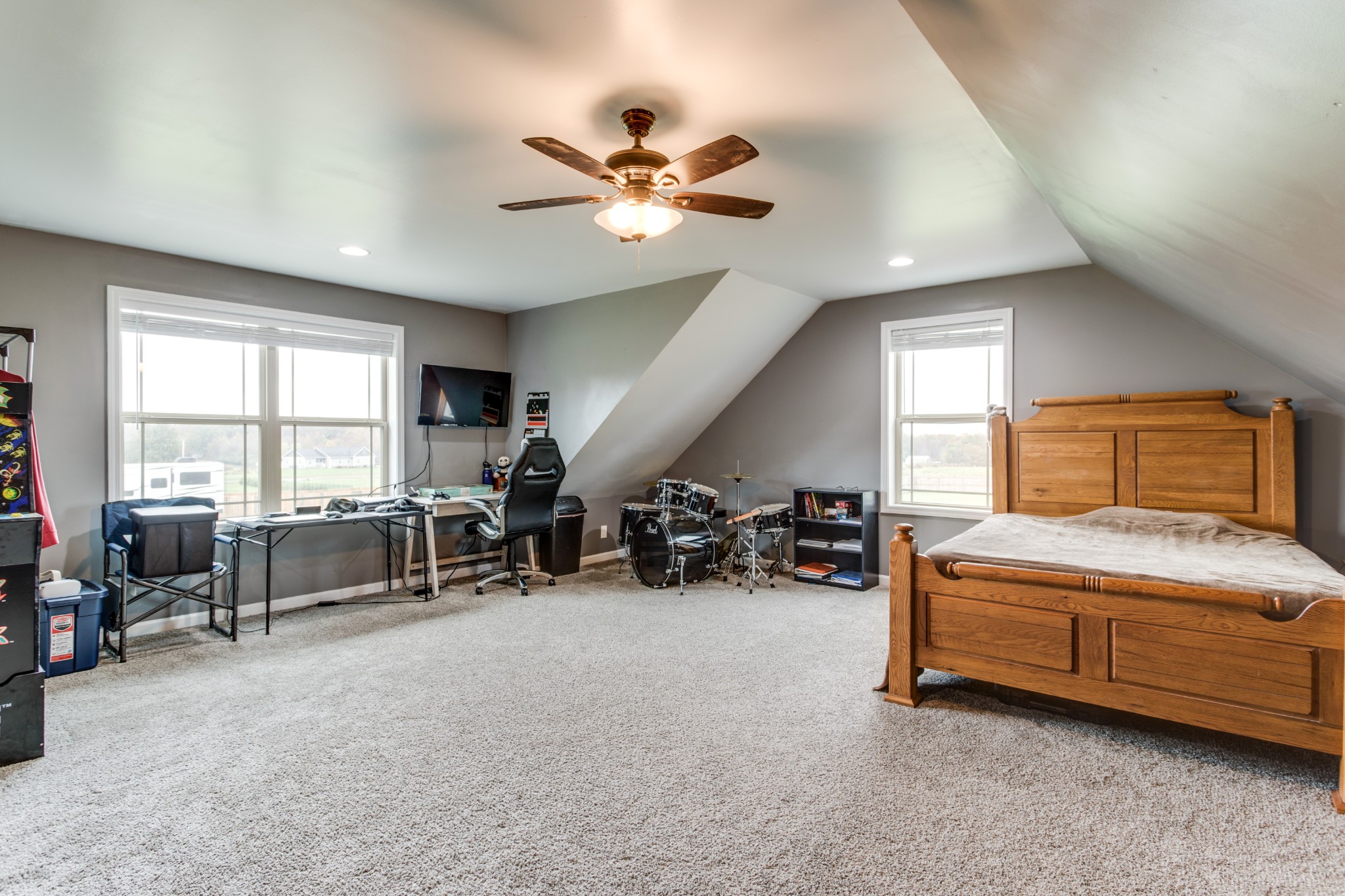 8566 Fredonia Rd