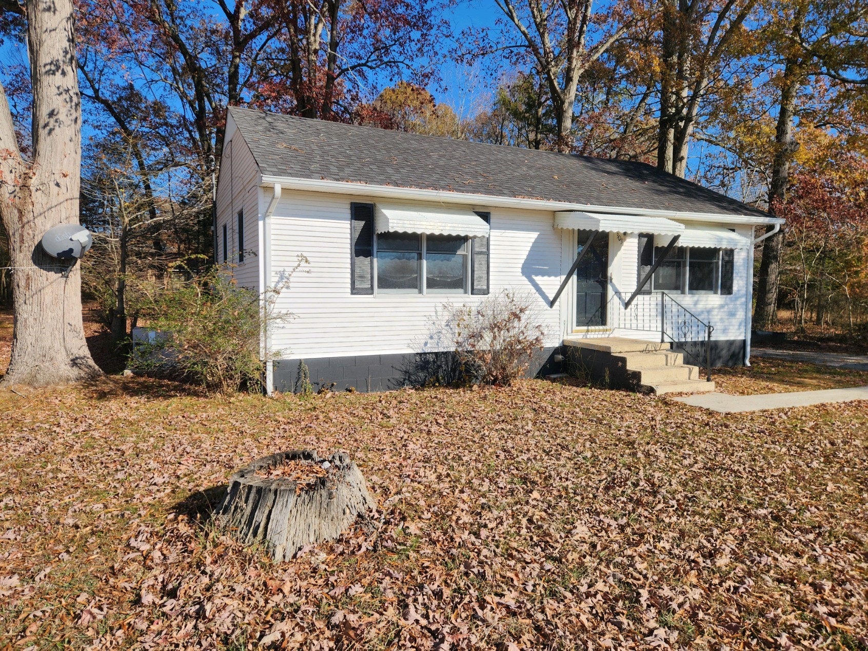 303 Cornish St