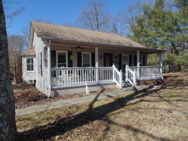 909 N Bluff Cir