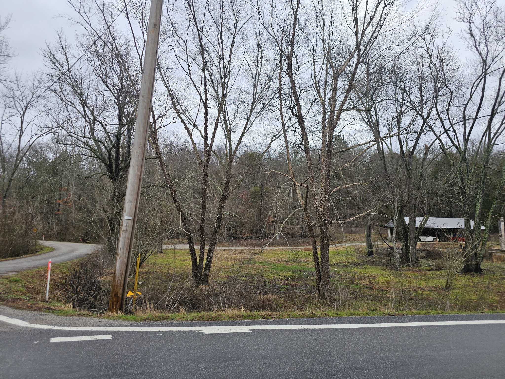 32 Hawks Hollow Rd
