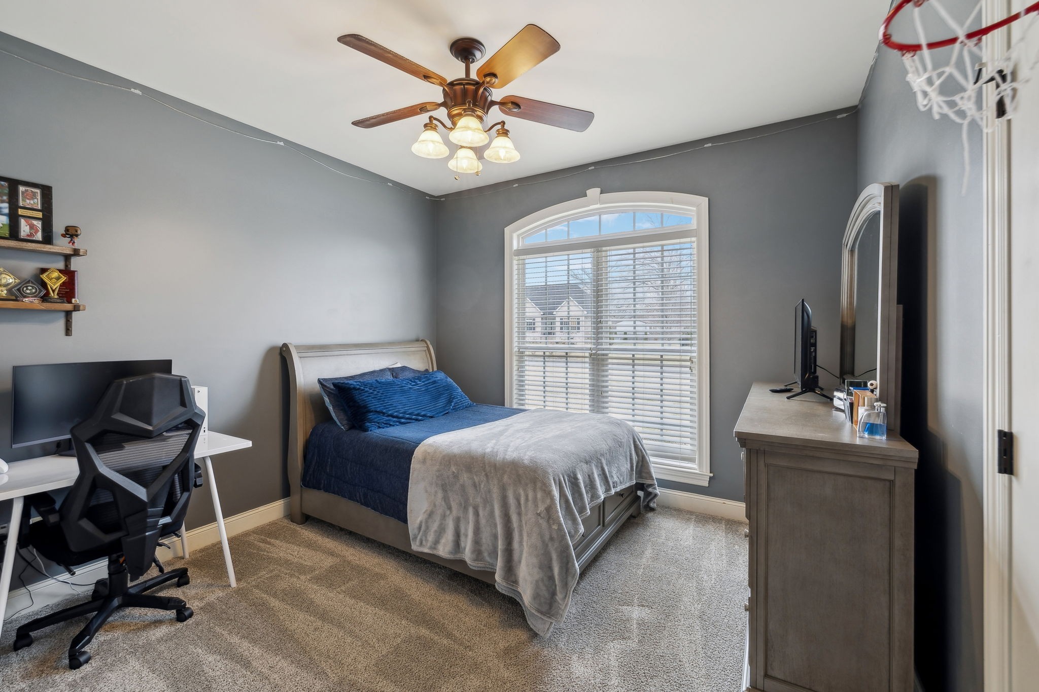 302 Settlers Trce