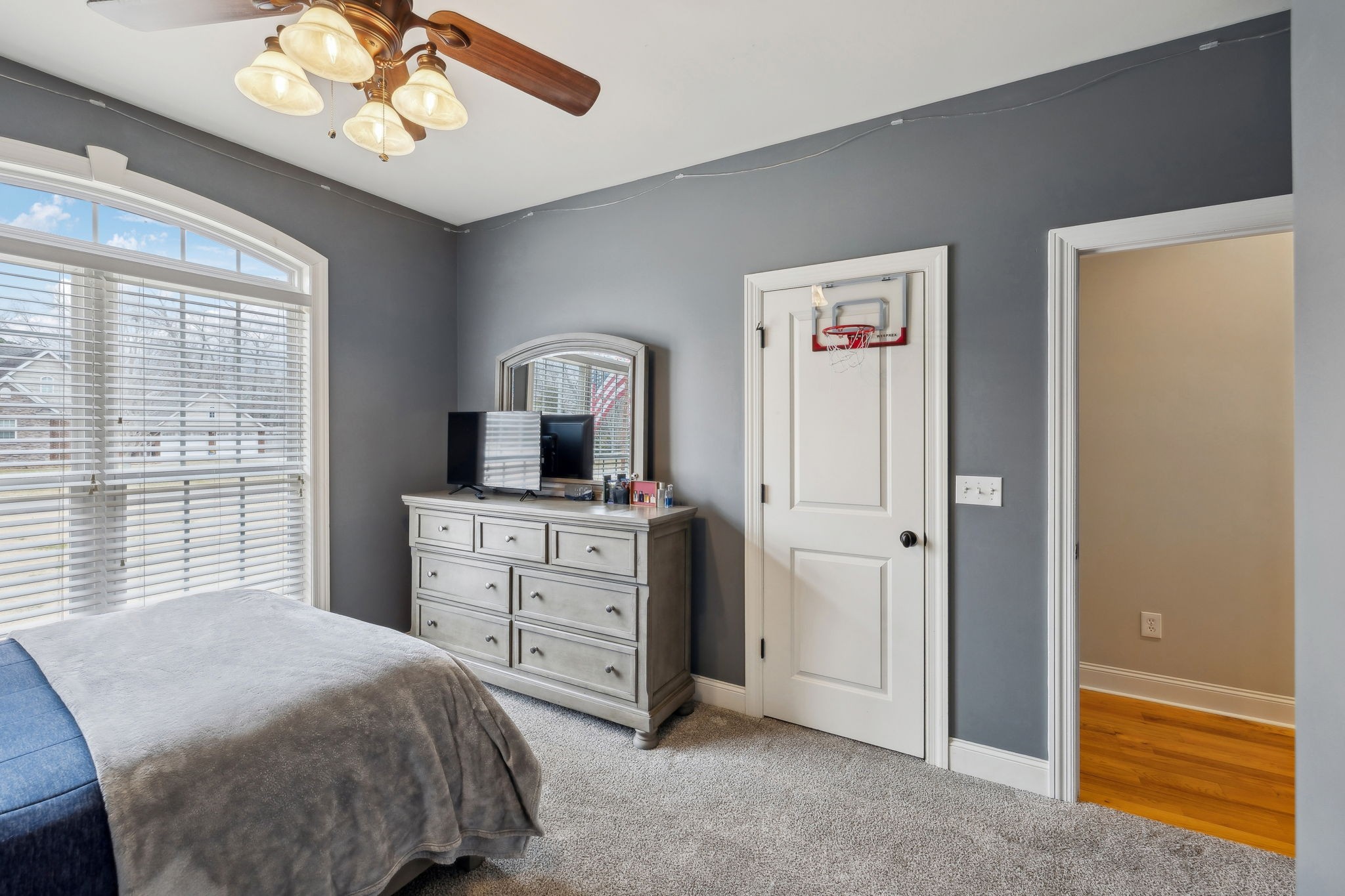 302 Settlers Trce