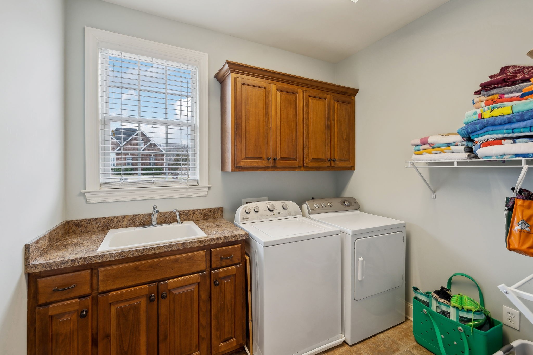 302 Settlers Trce
