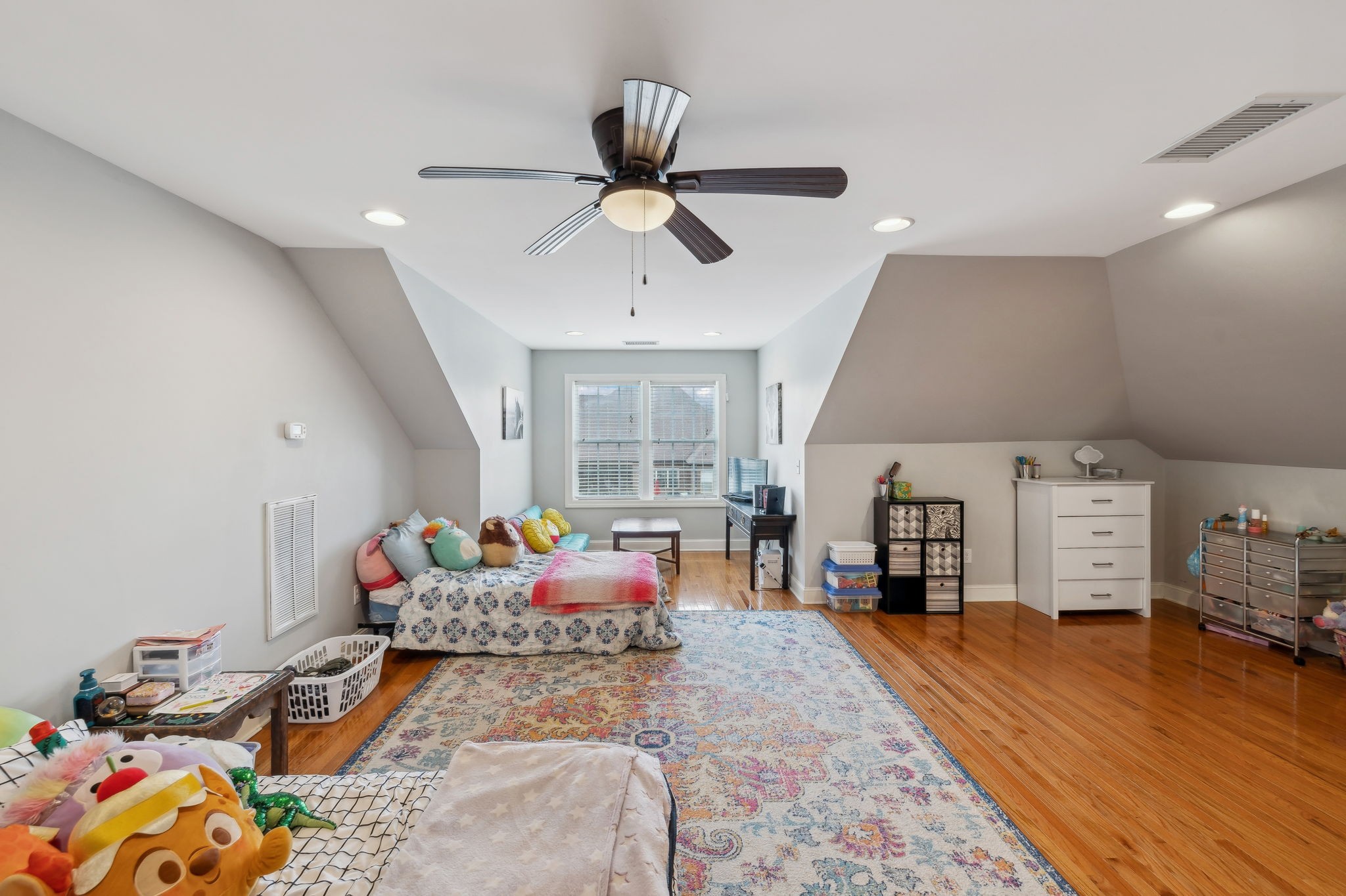 302 Settlers Trce