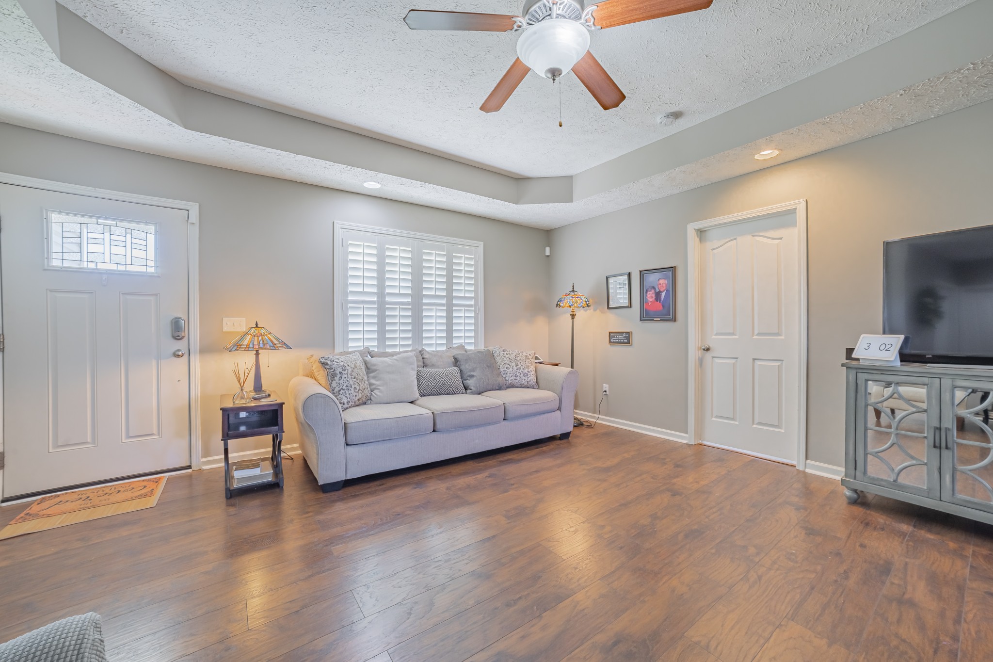 306 Riddle Rd