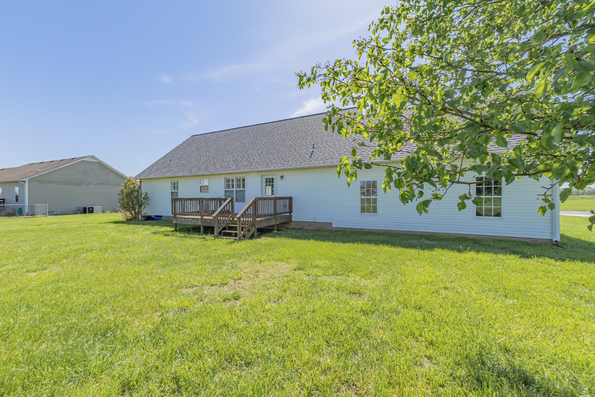 306 Riddle Rd