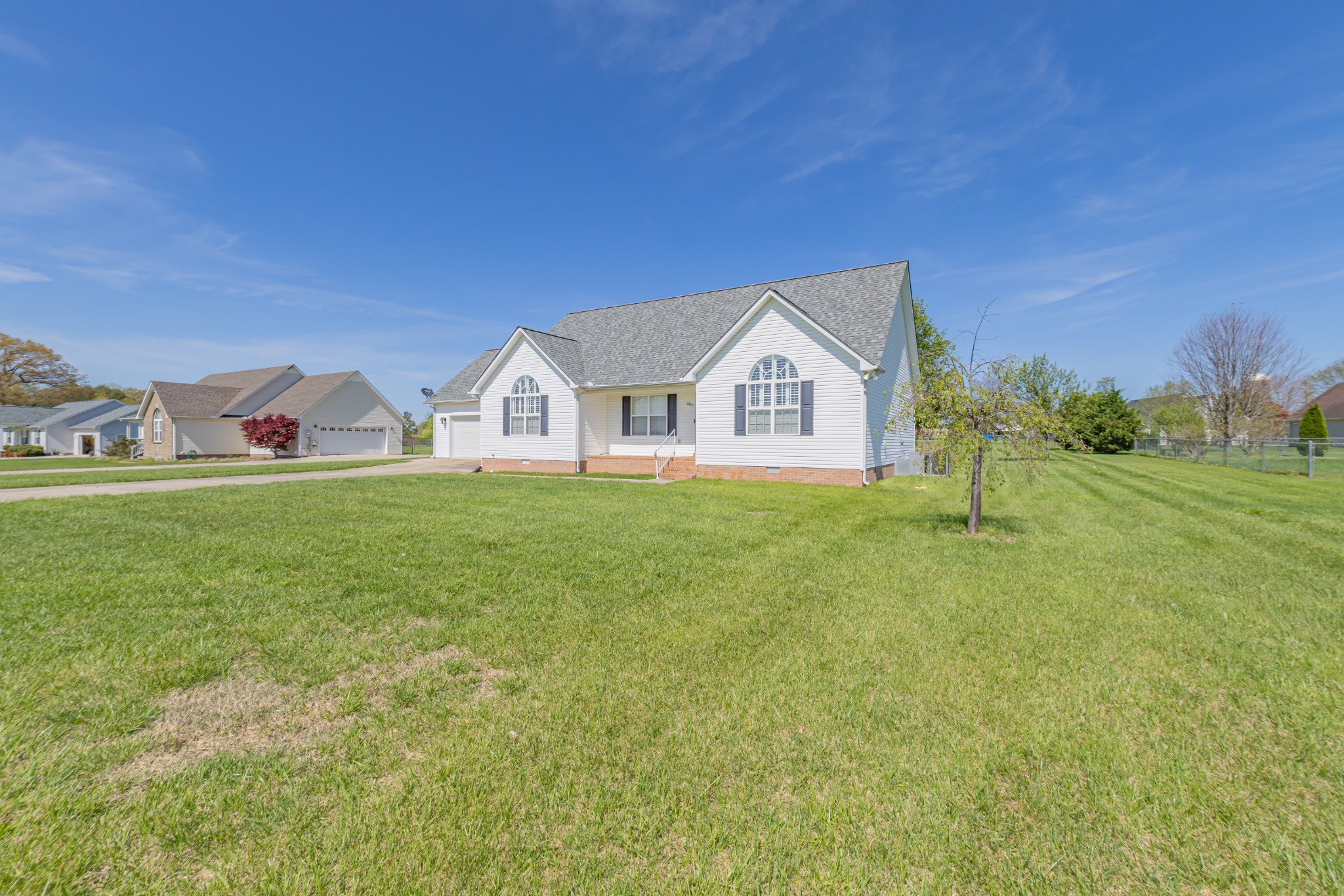 306 Riddle Rd