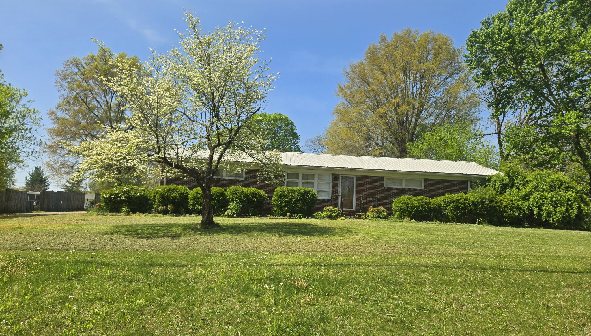1304 Old Estill Springs Rd