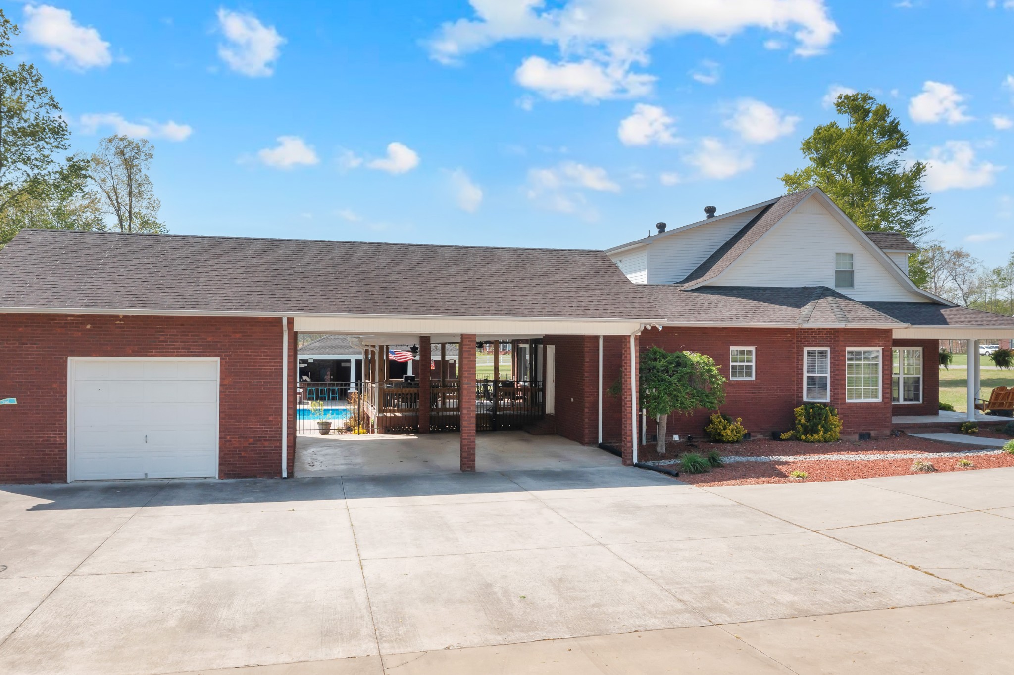 64 Robert E Lee Dr