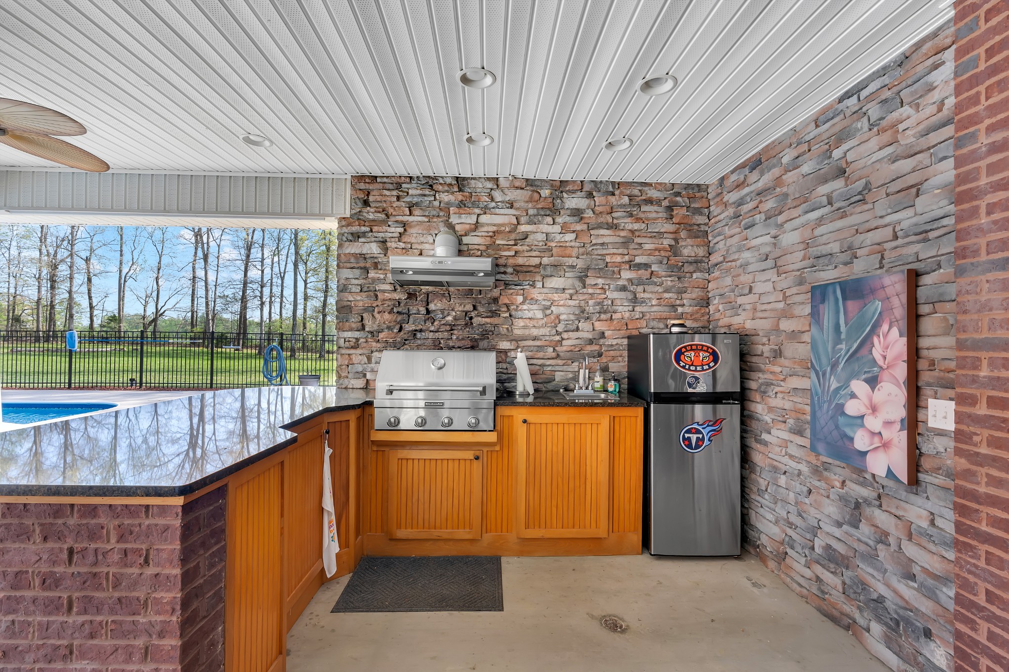 64 Robert E Lee Dr