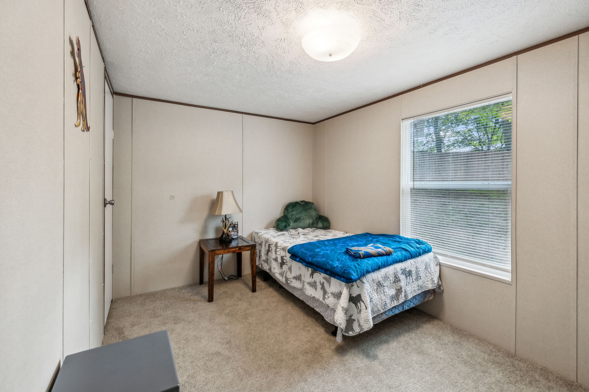 708 Hooper Rd