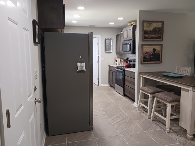 209 Cedar Ln