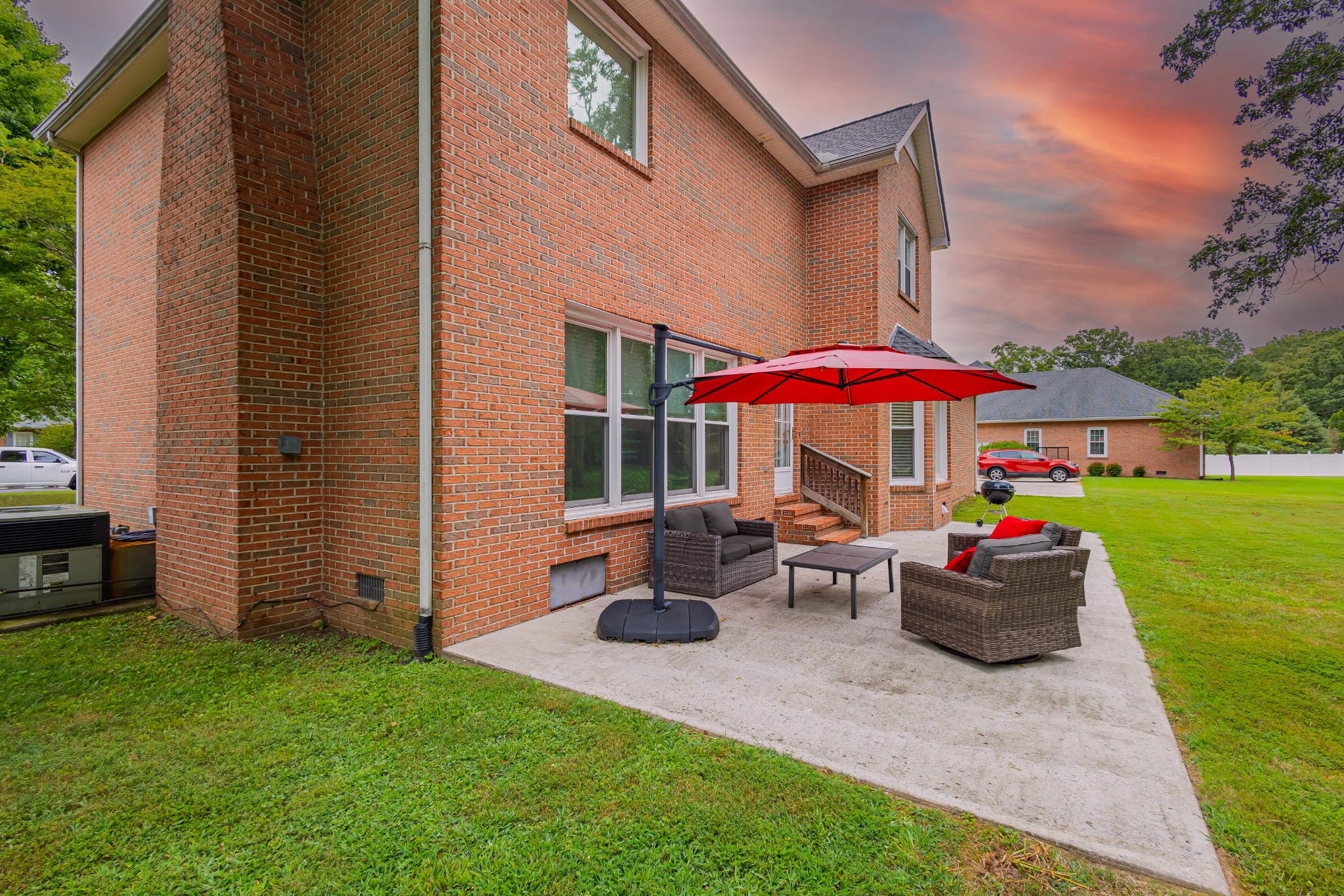 306 Amherst Dr