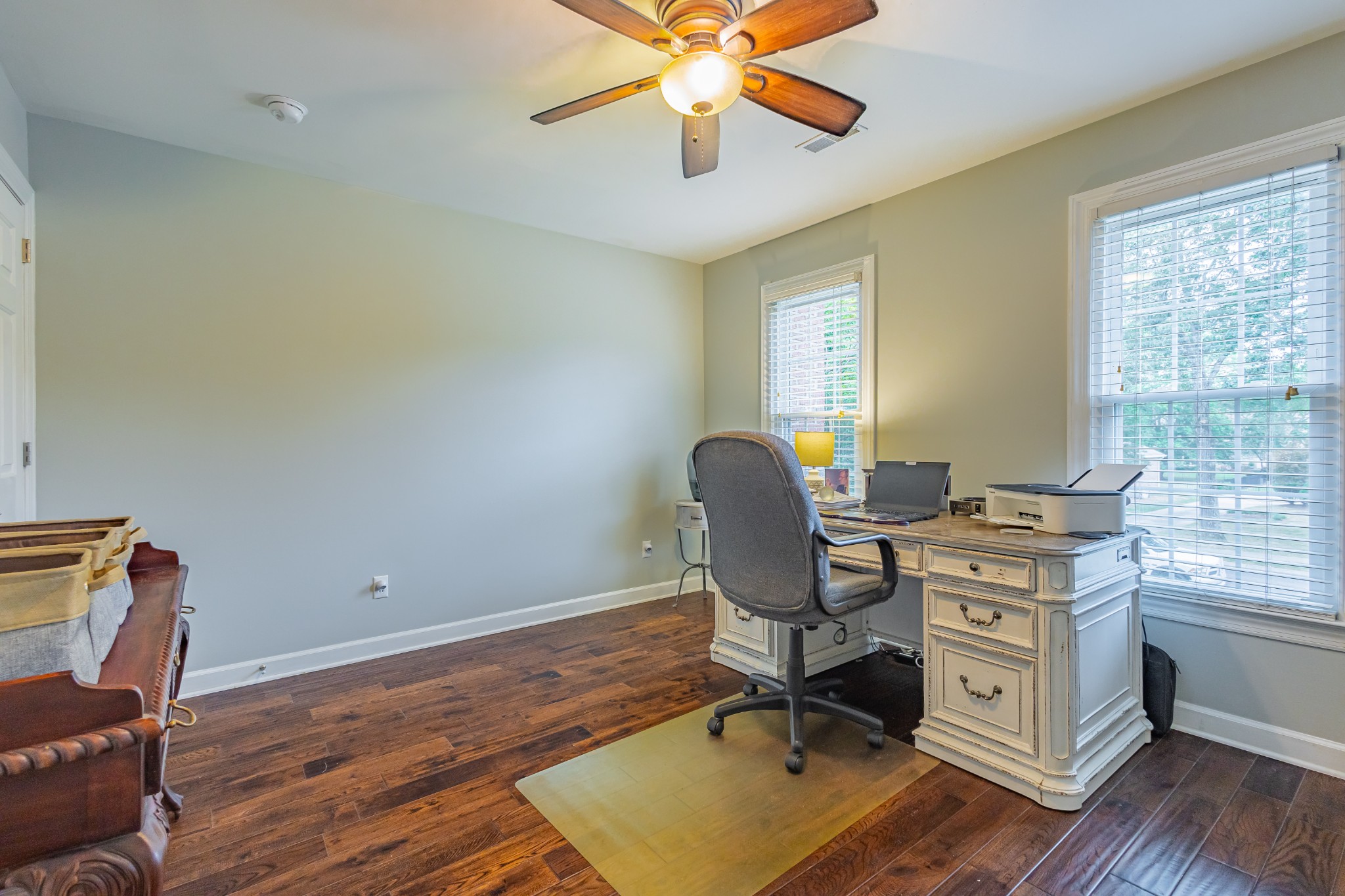 306 Amherst Dr