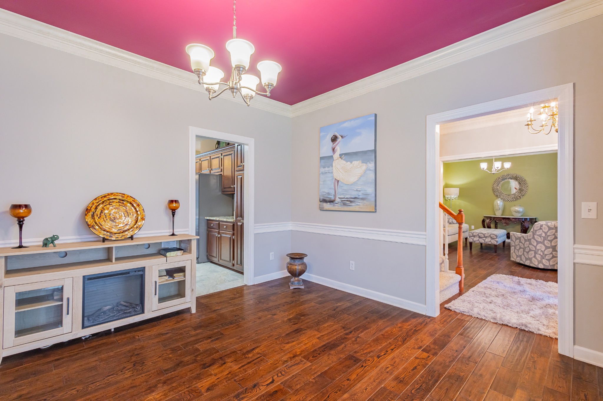 306 Amherst Dr