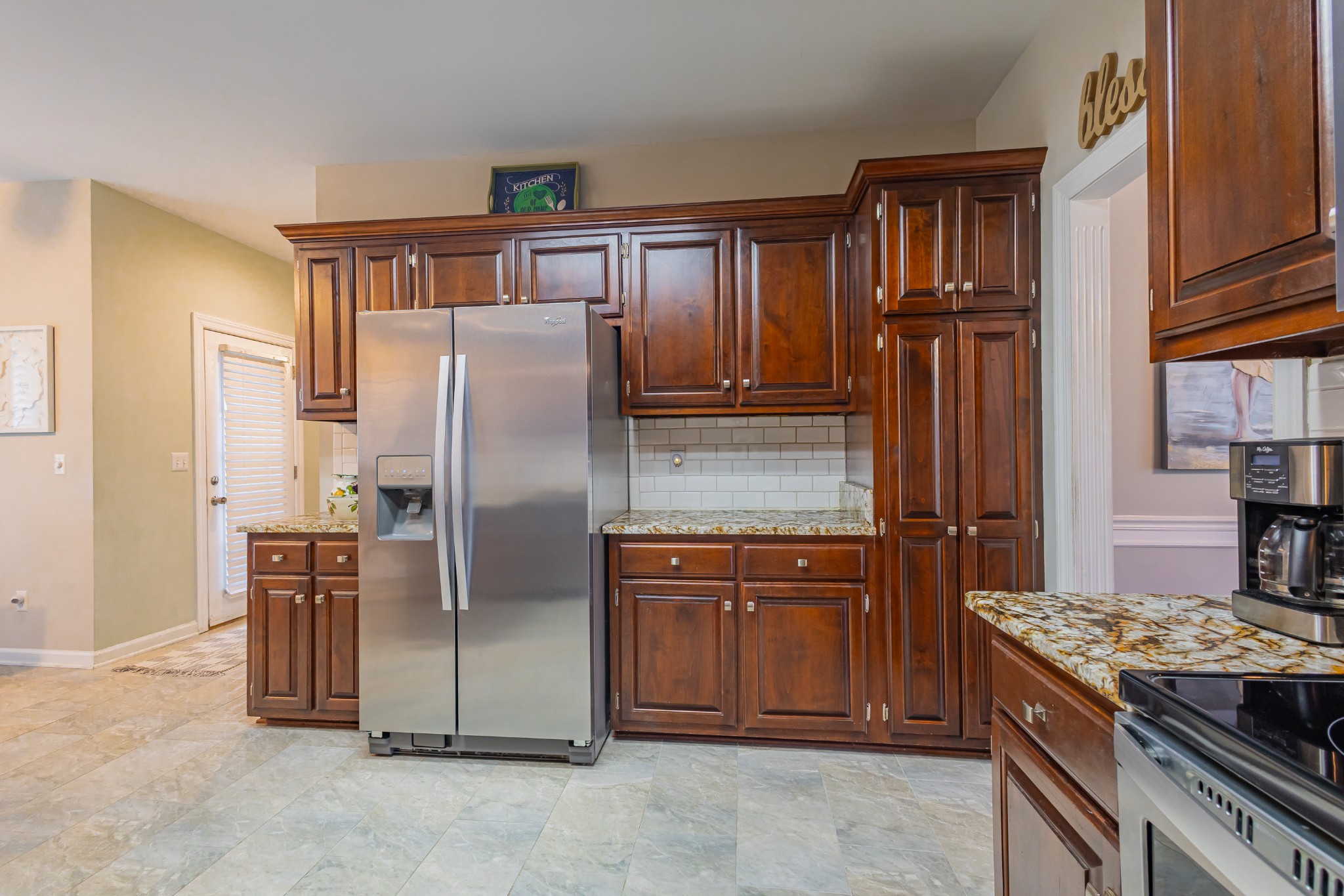 306 Amherst Dr