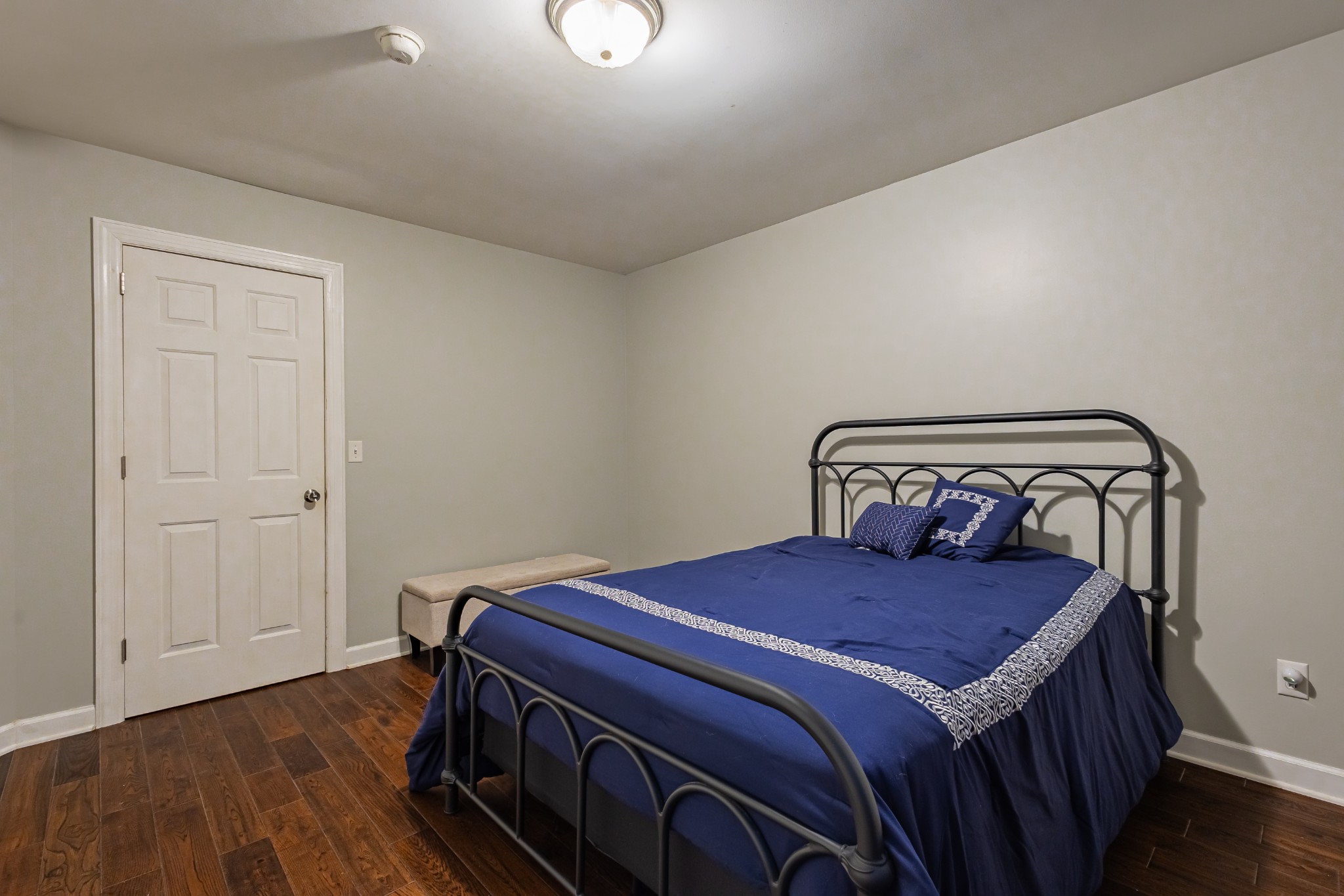 306 Amherst Dr