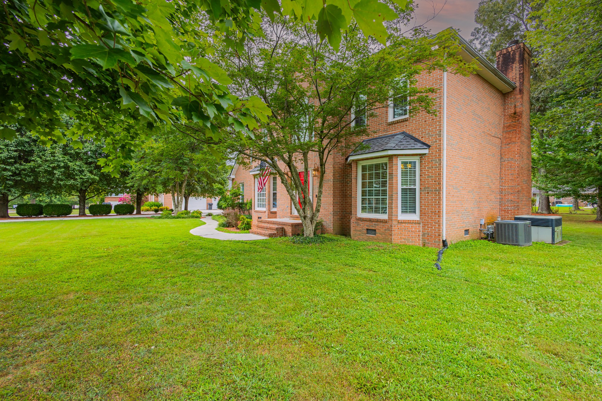 306 Amherst Dr