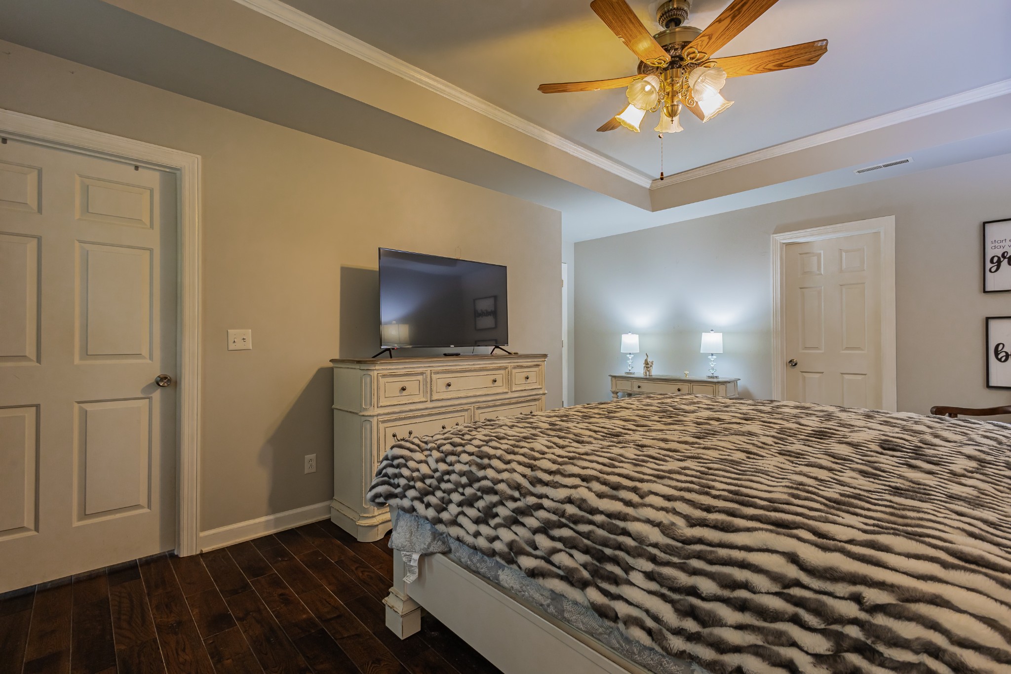 306 Amherst Dr