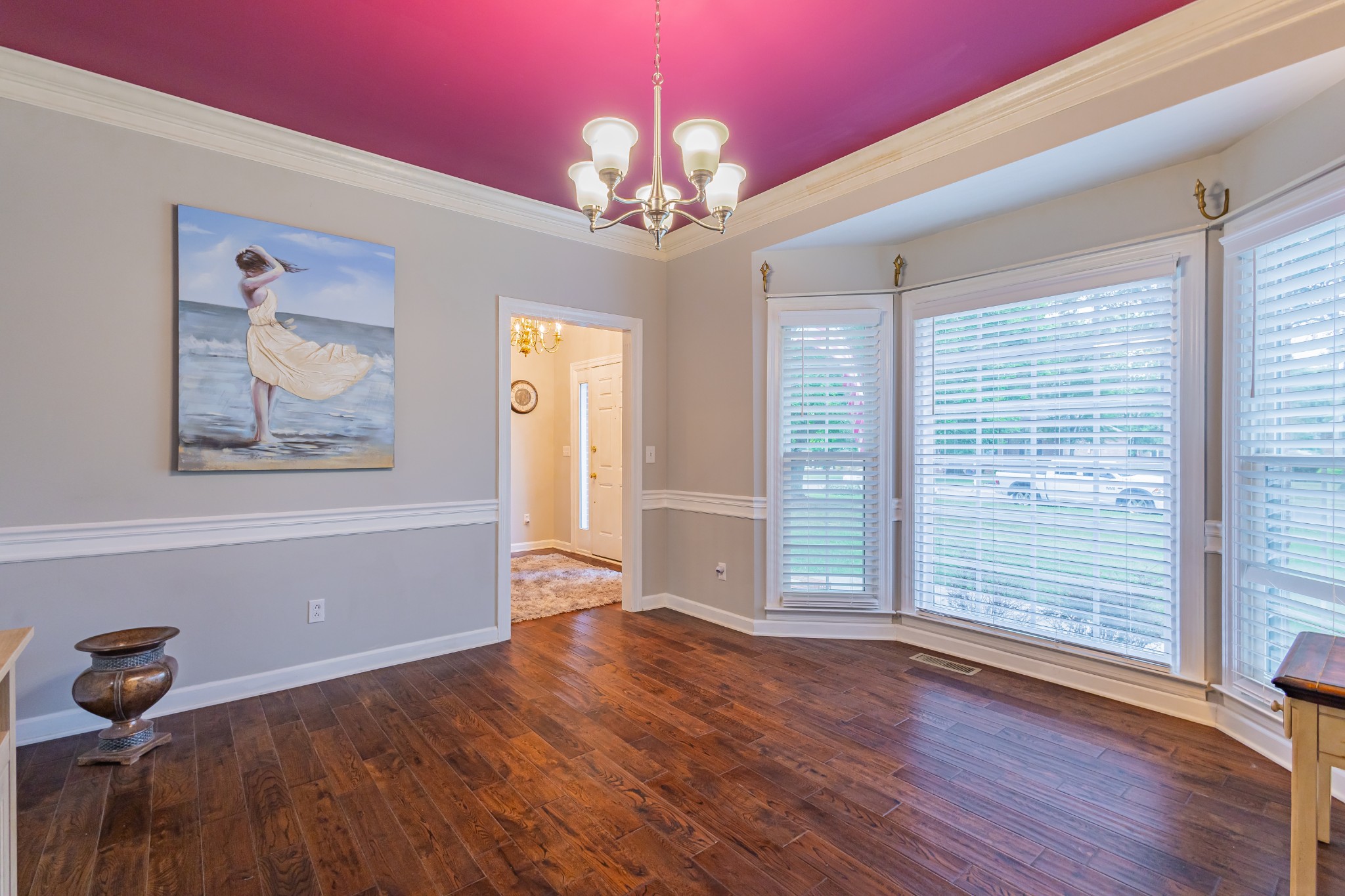 306 Amherst Dr