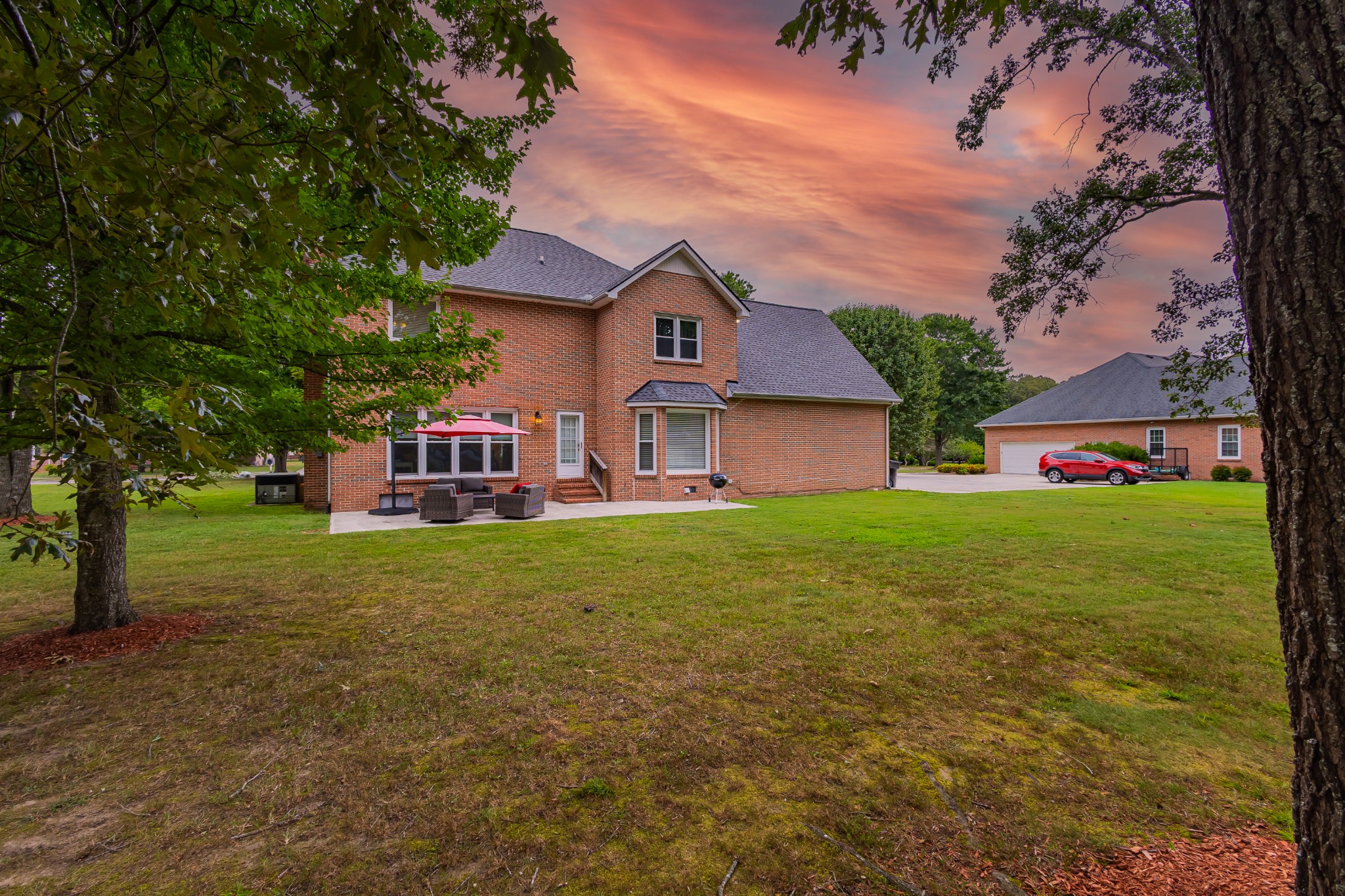 306 Amherst Dr