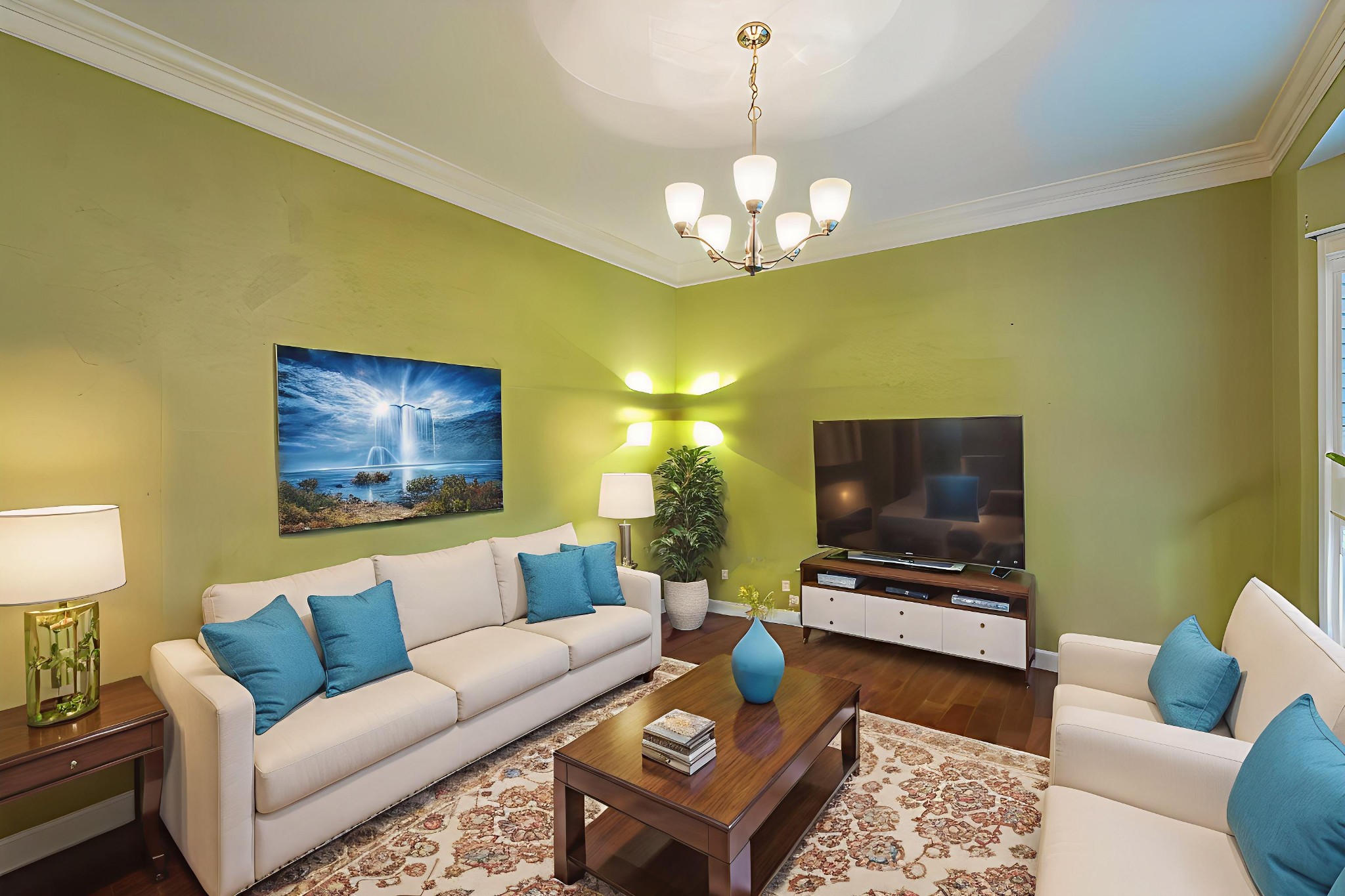 306 Amherst Dr