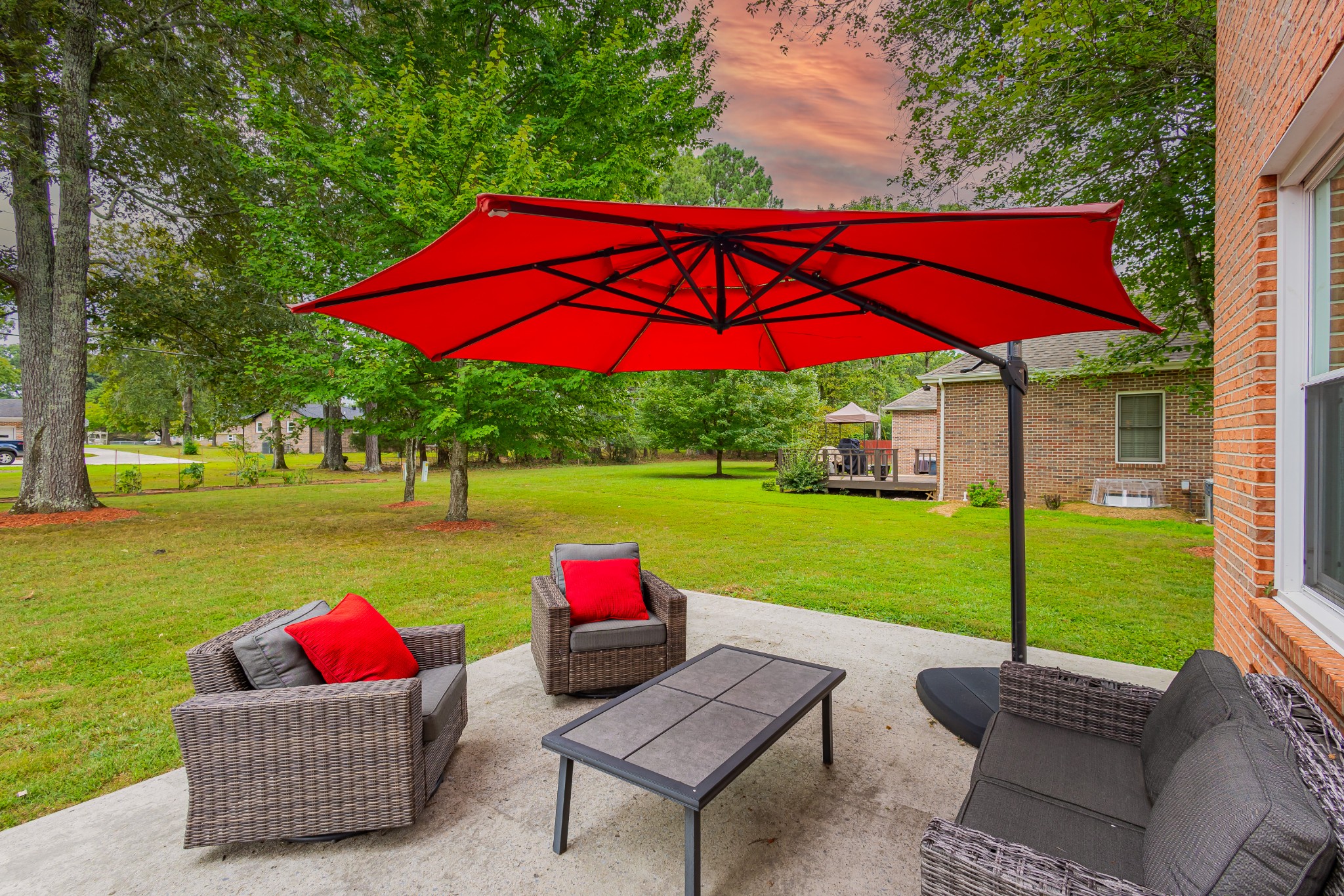 306 Amherst Dr