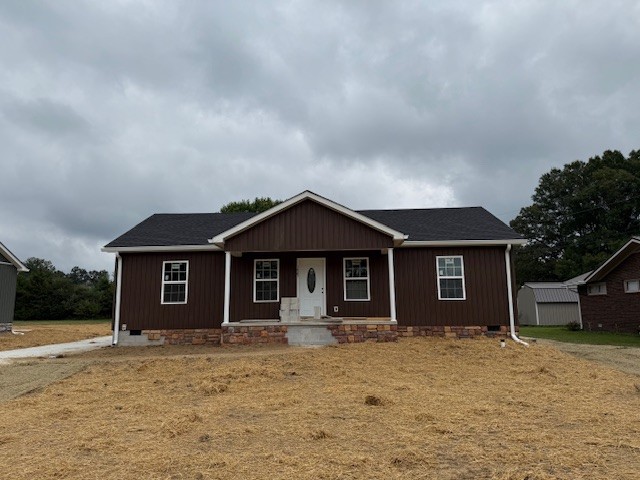 1427 Old Estill Springs Rd