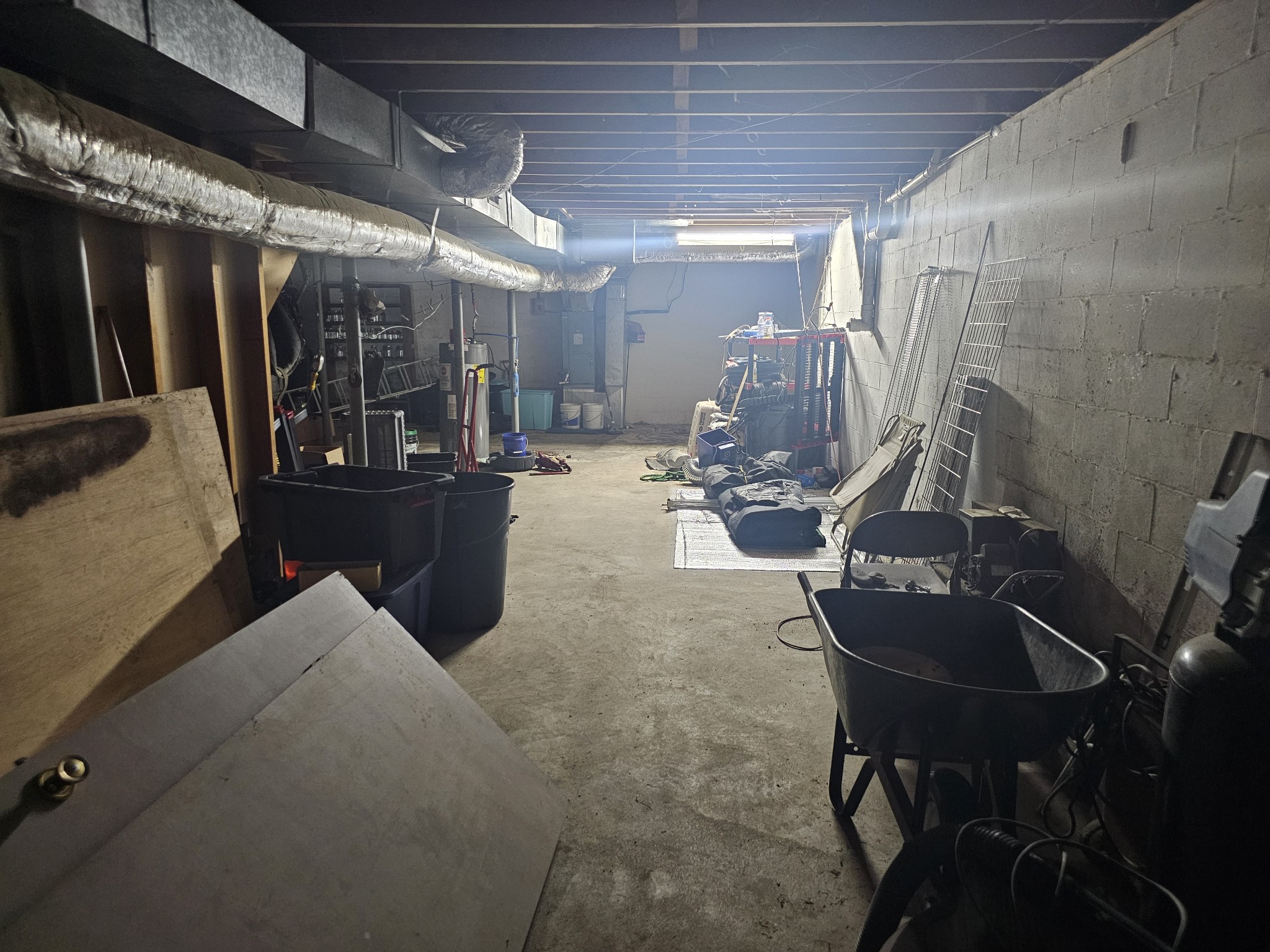 1077 Rock Ave