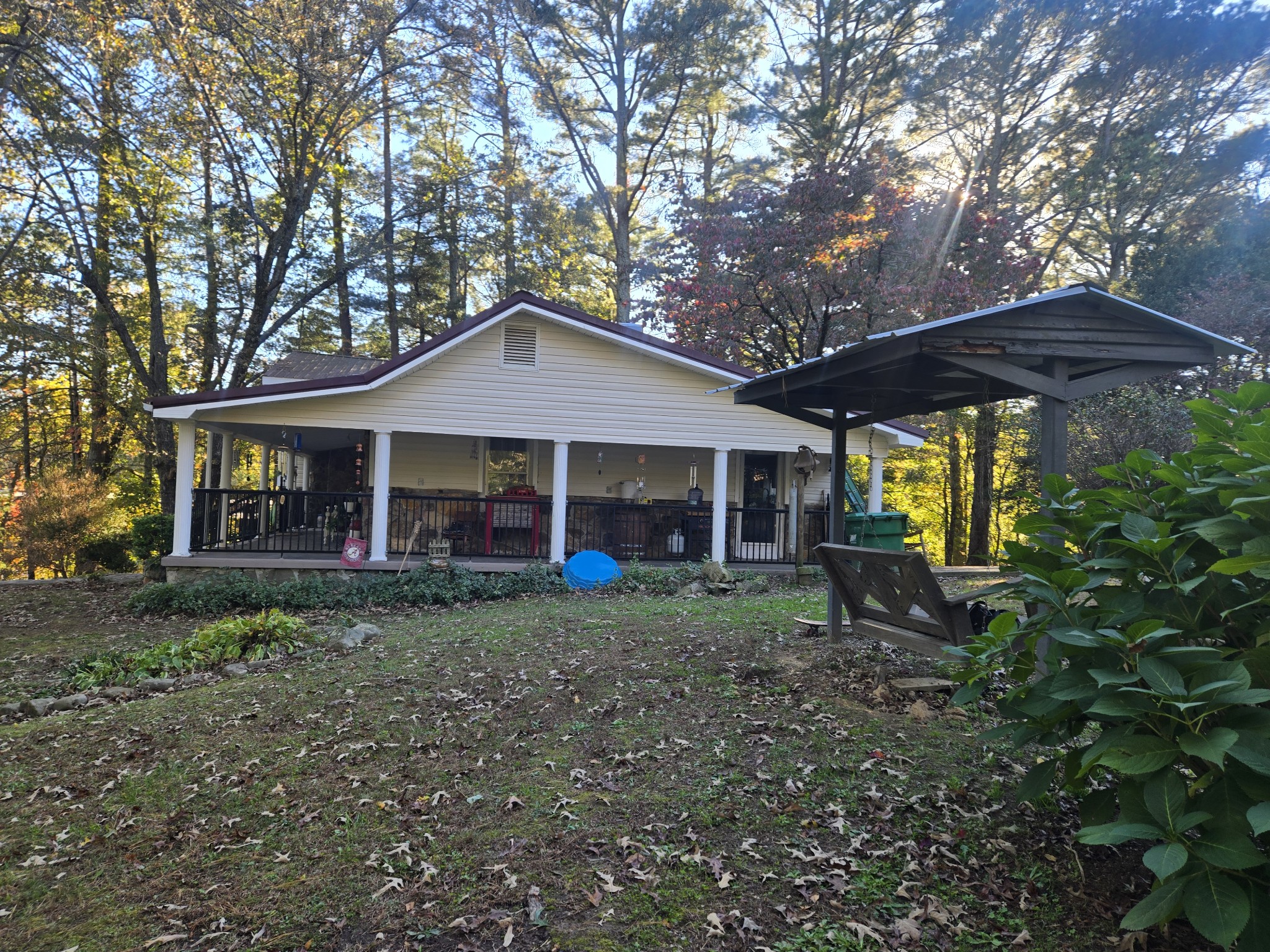 75 Travis St