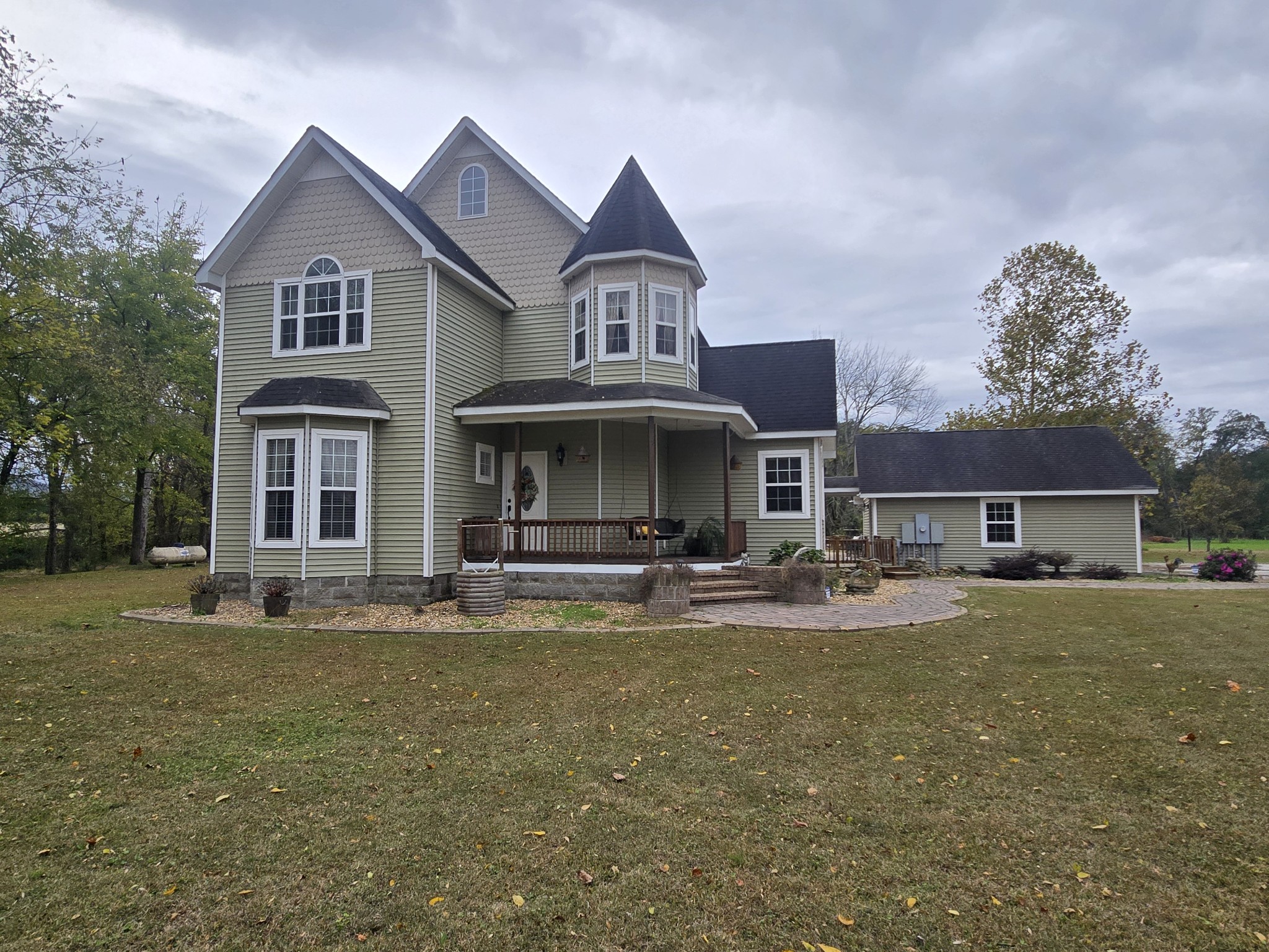 774 Sherrell Rd
