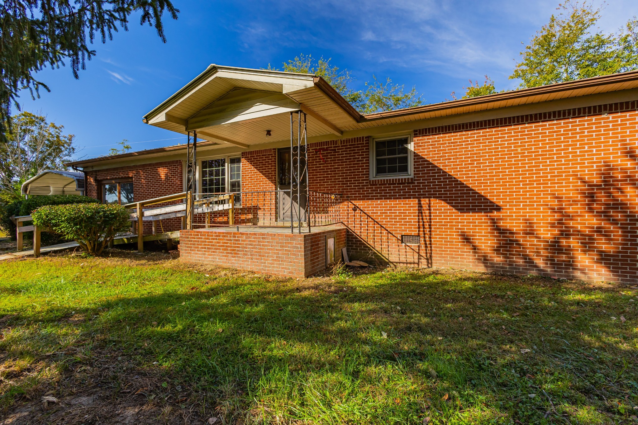 340 Yates Rd