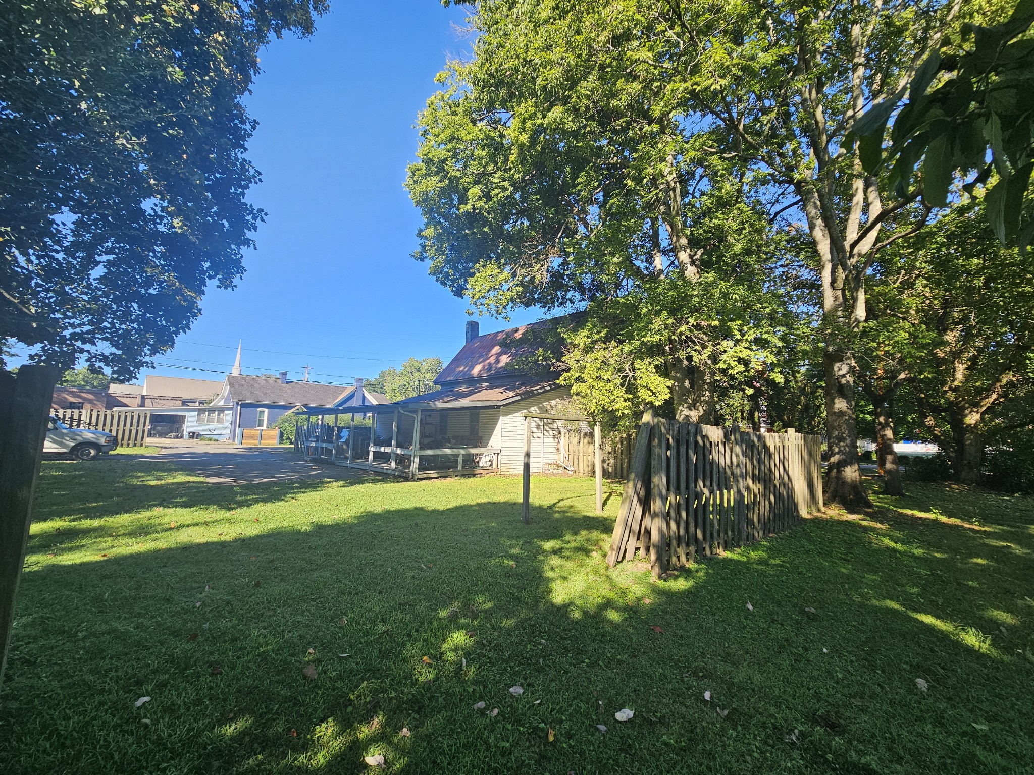 102 Cowan St, W