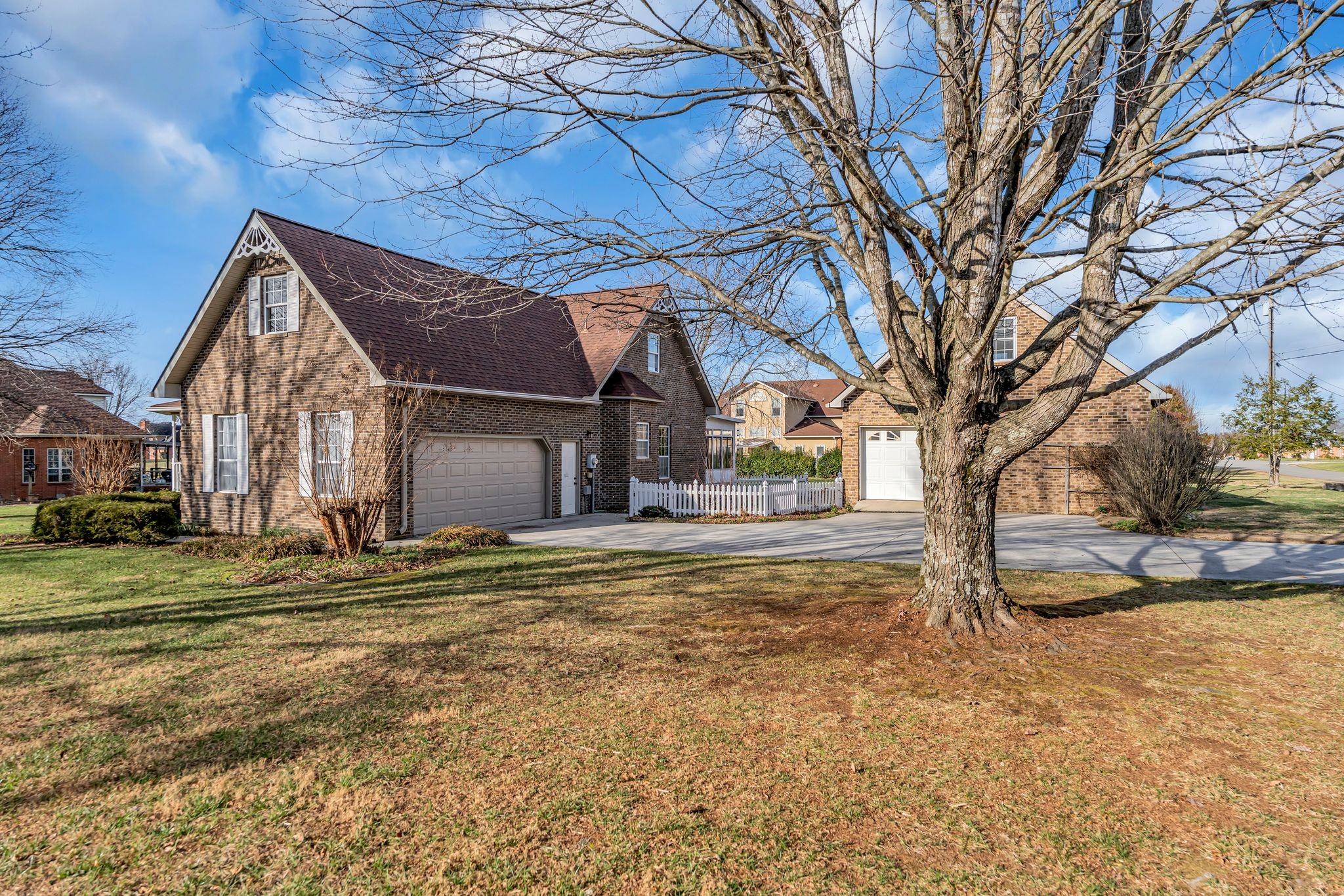 58 Crosspark Dr