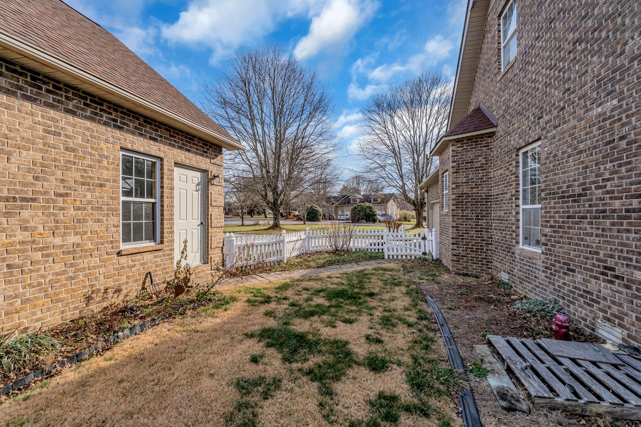 58 Crosspark Dr