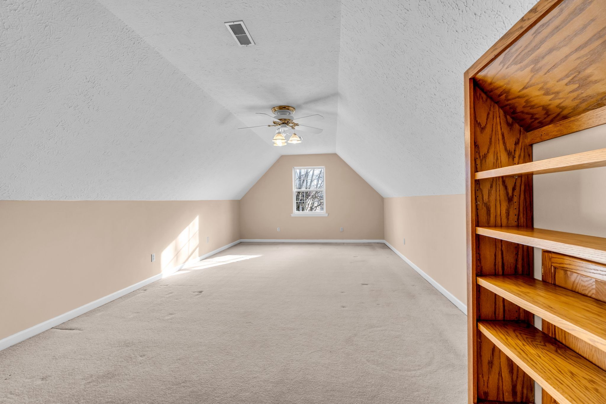 58 Crosspark Dr