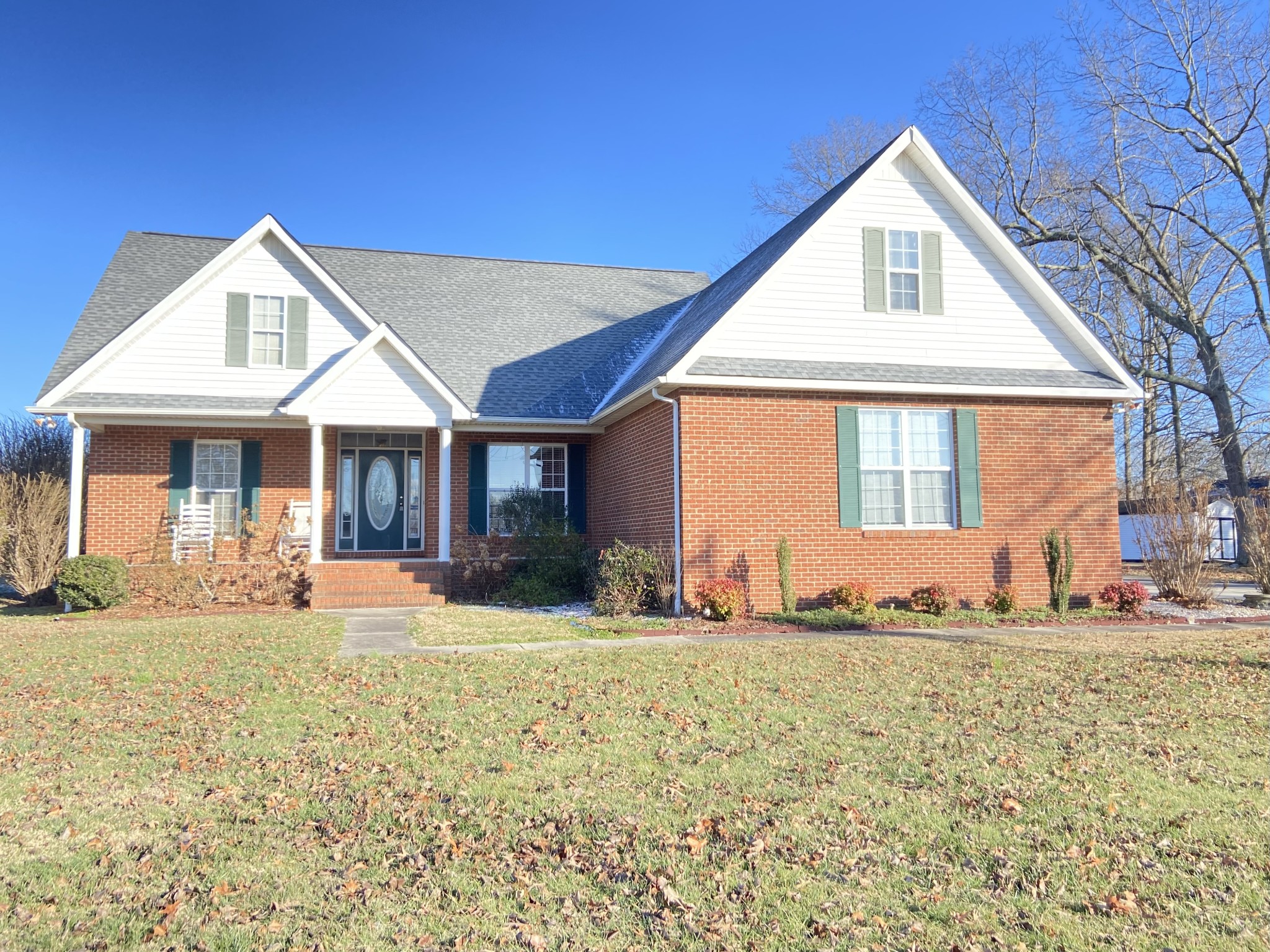 215 Falcon Dr