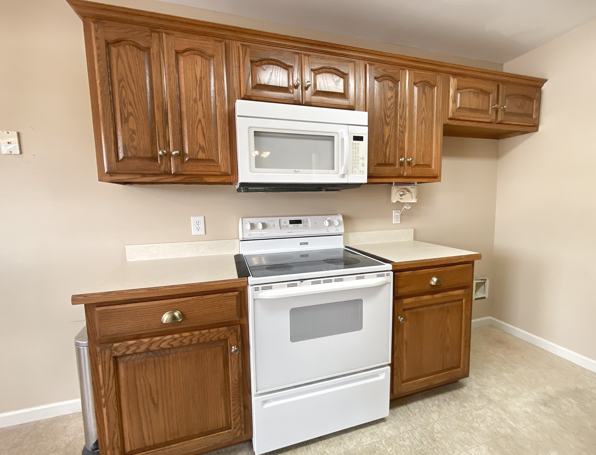 215 Falcon Dr