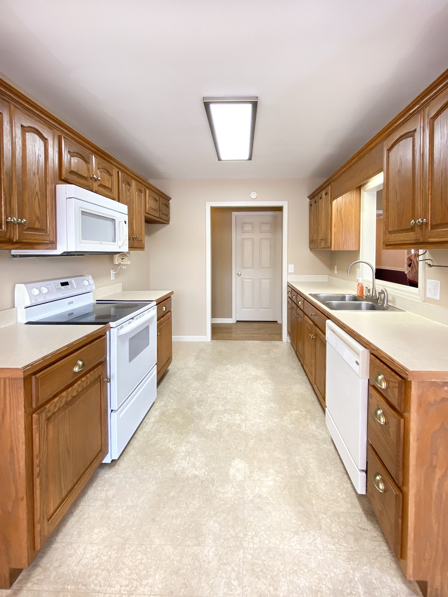 215 Falcon Dr