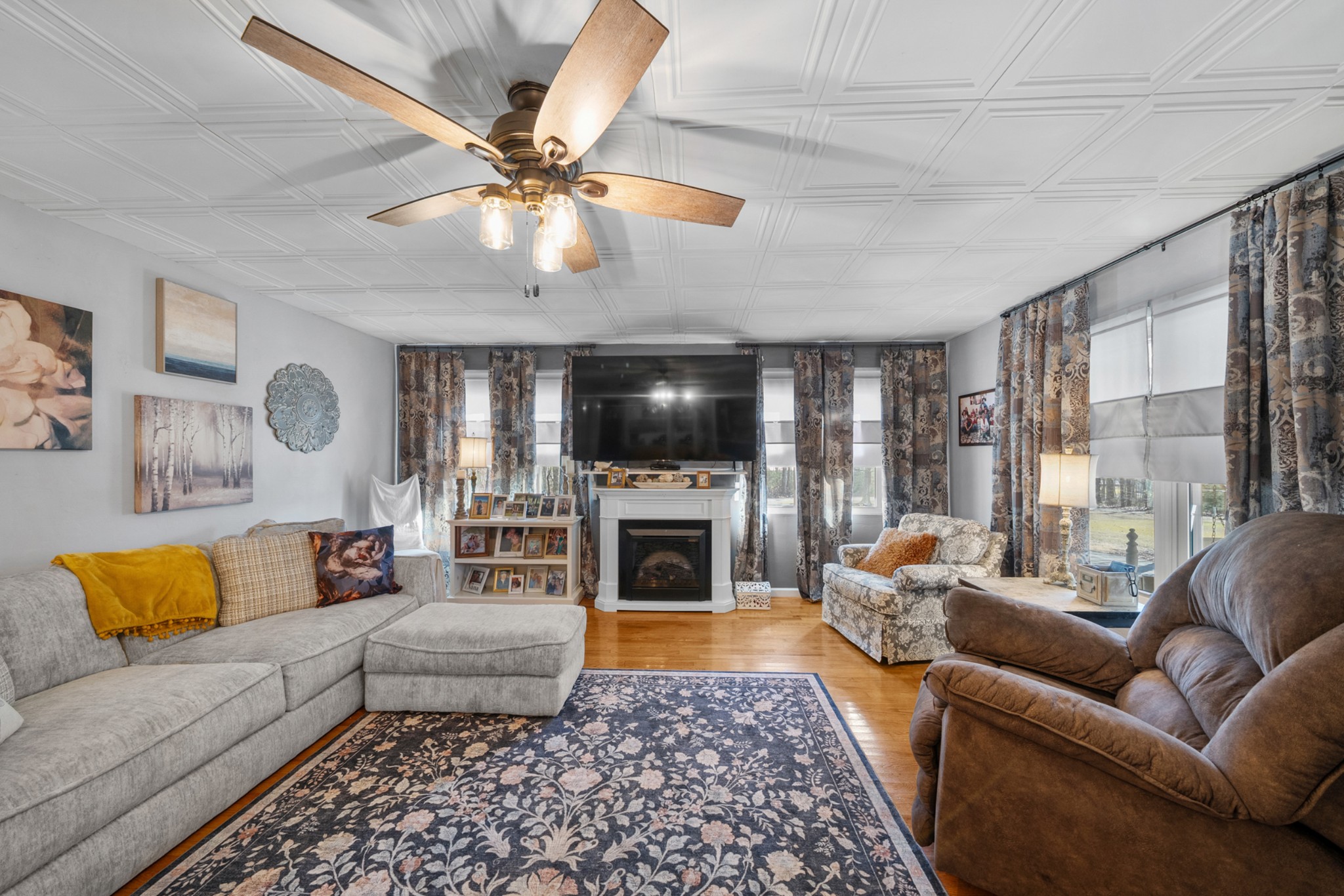 104 Brown Ln